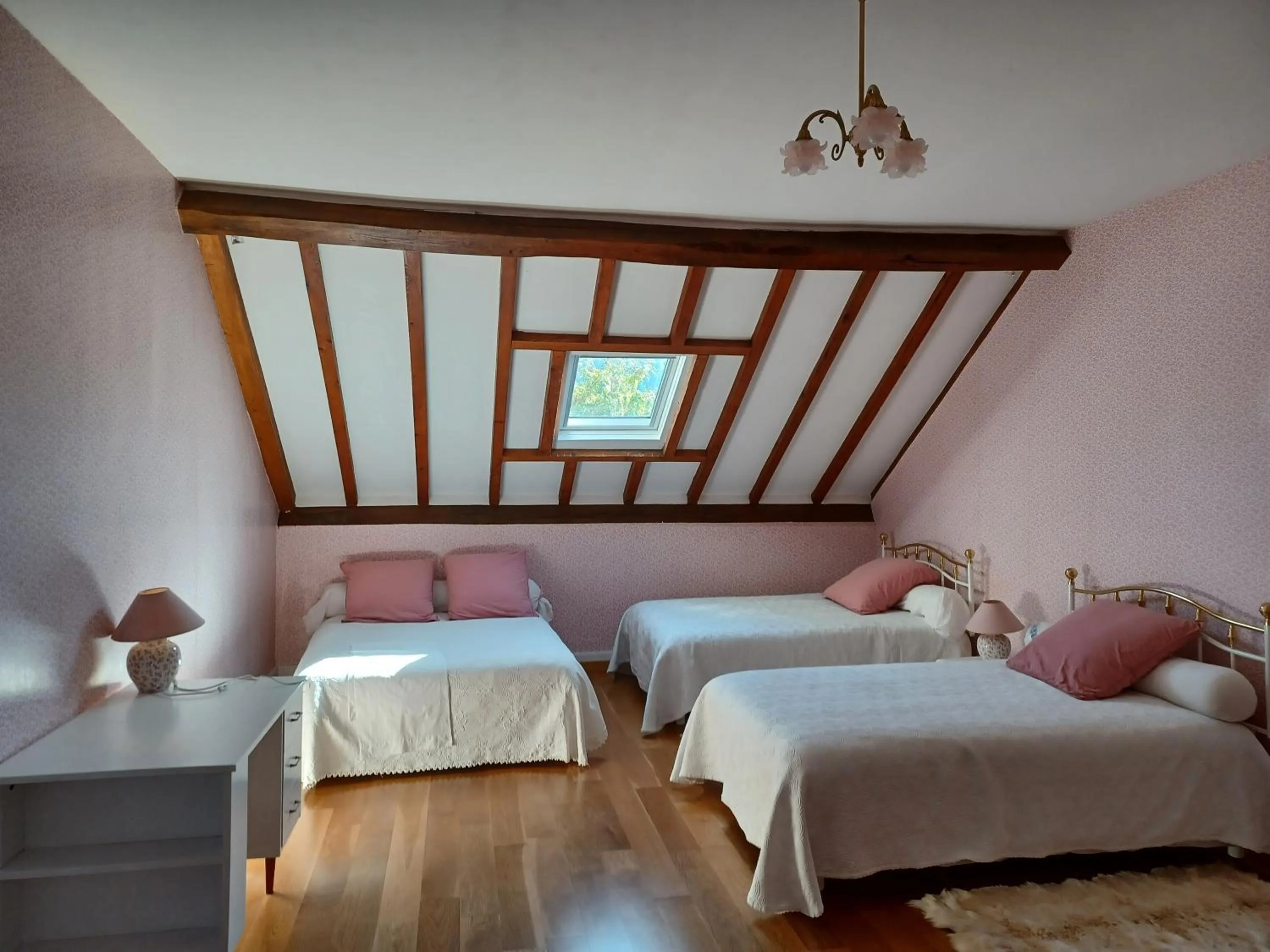 Bedroom, Bed in La Grange de Lily