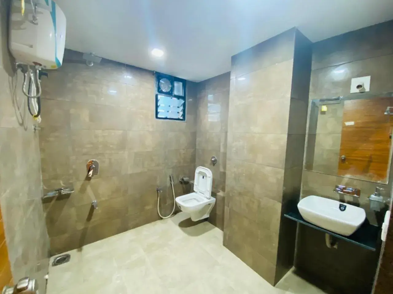 Bathroom in Hotel Prime Bathroom in Hotel Prime