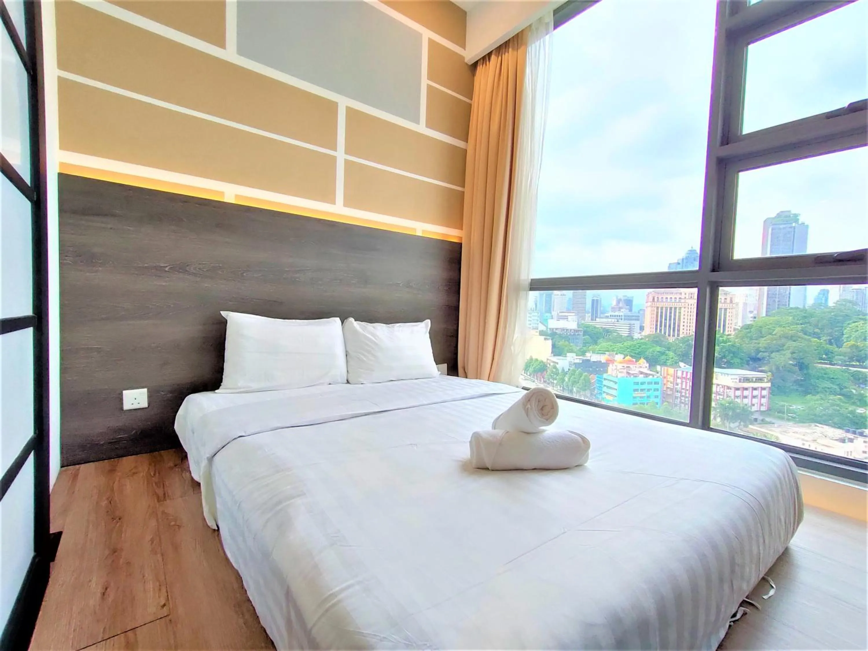 Bed in Infini Suites@ The Robertson Bukit Bintang