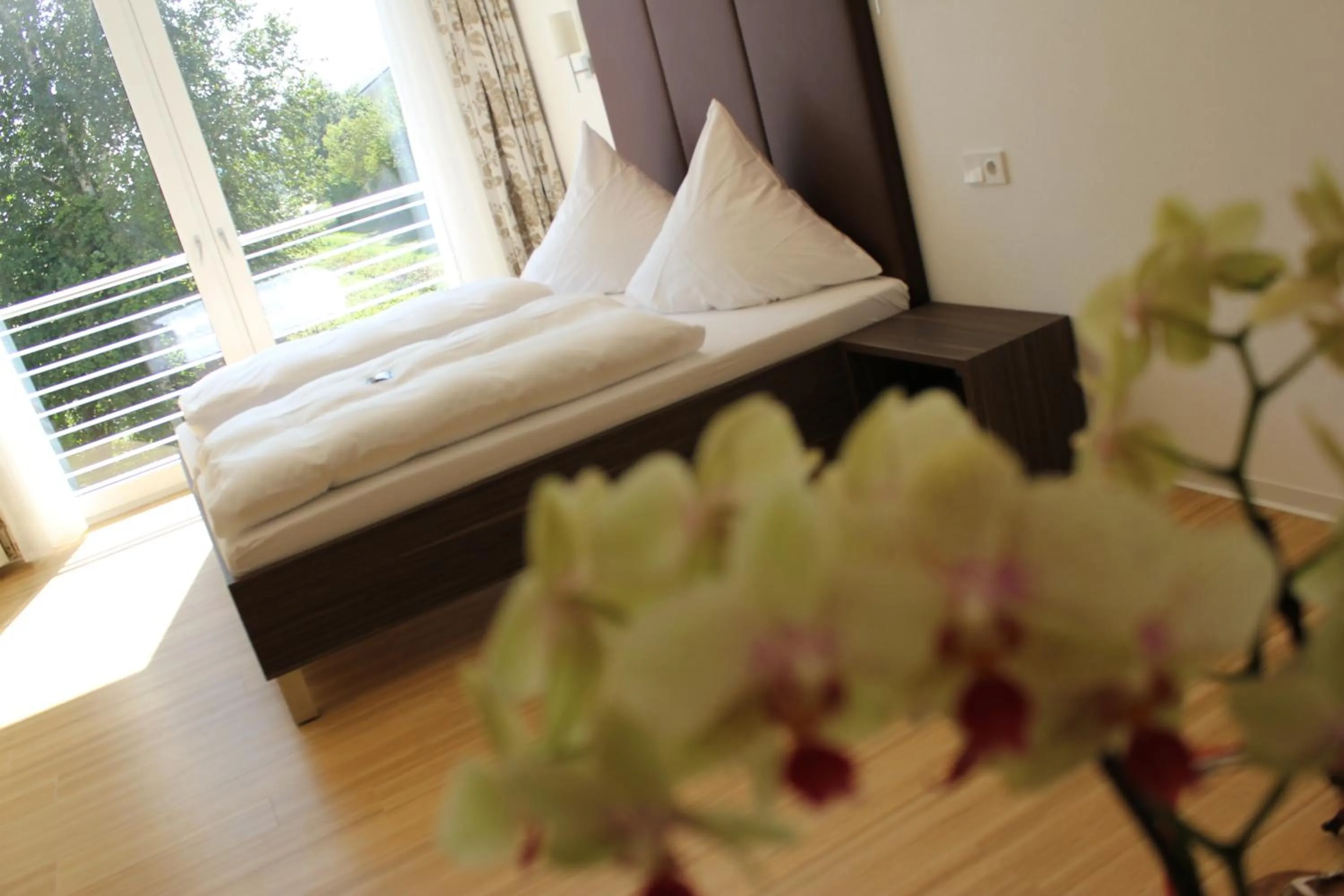 Photo of the whole room, Bed in Das Quartier