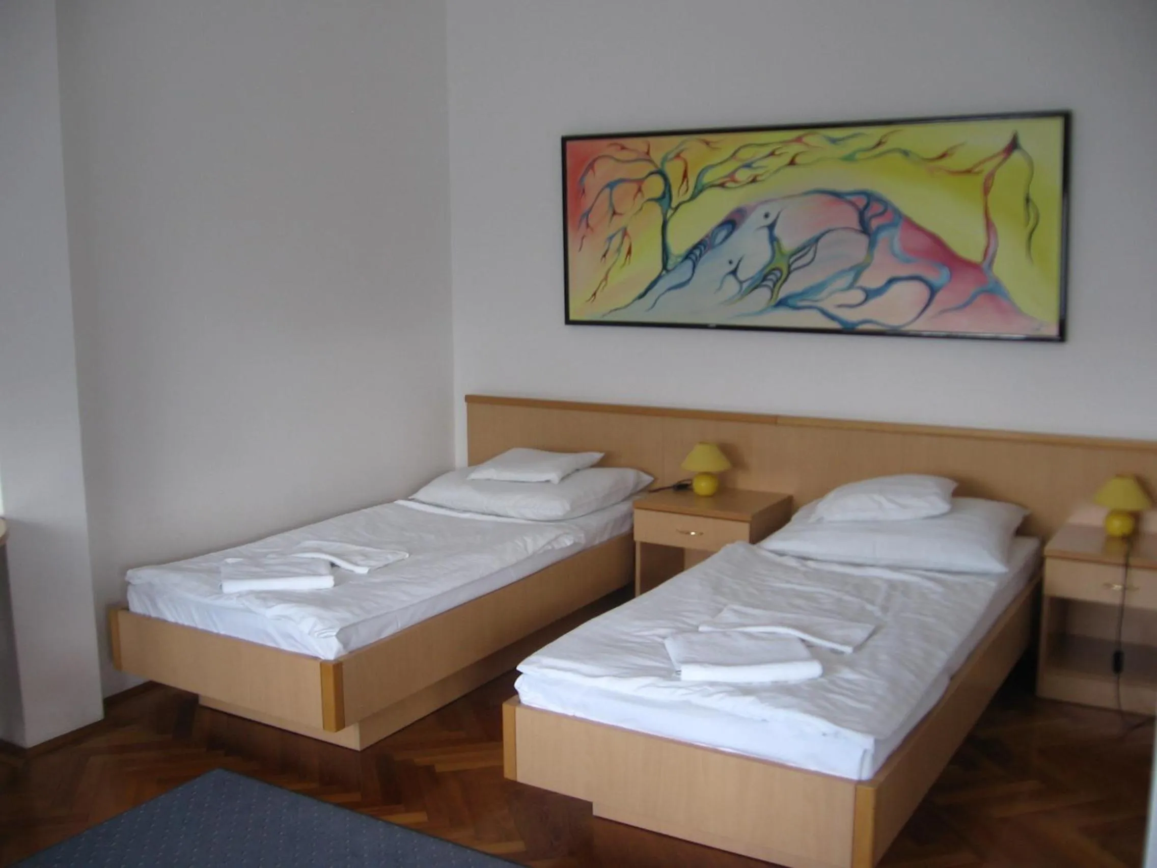 Bedroom, Bed in Leier Business Hotel