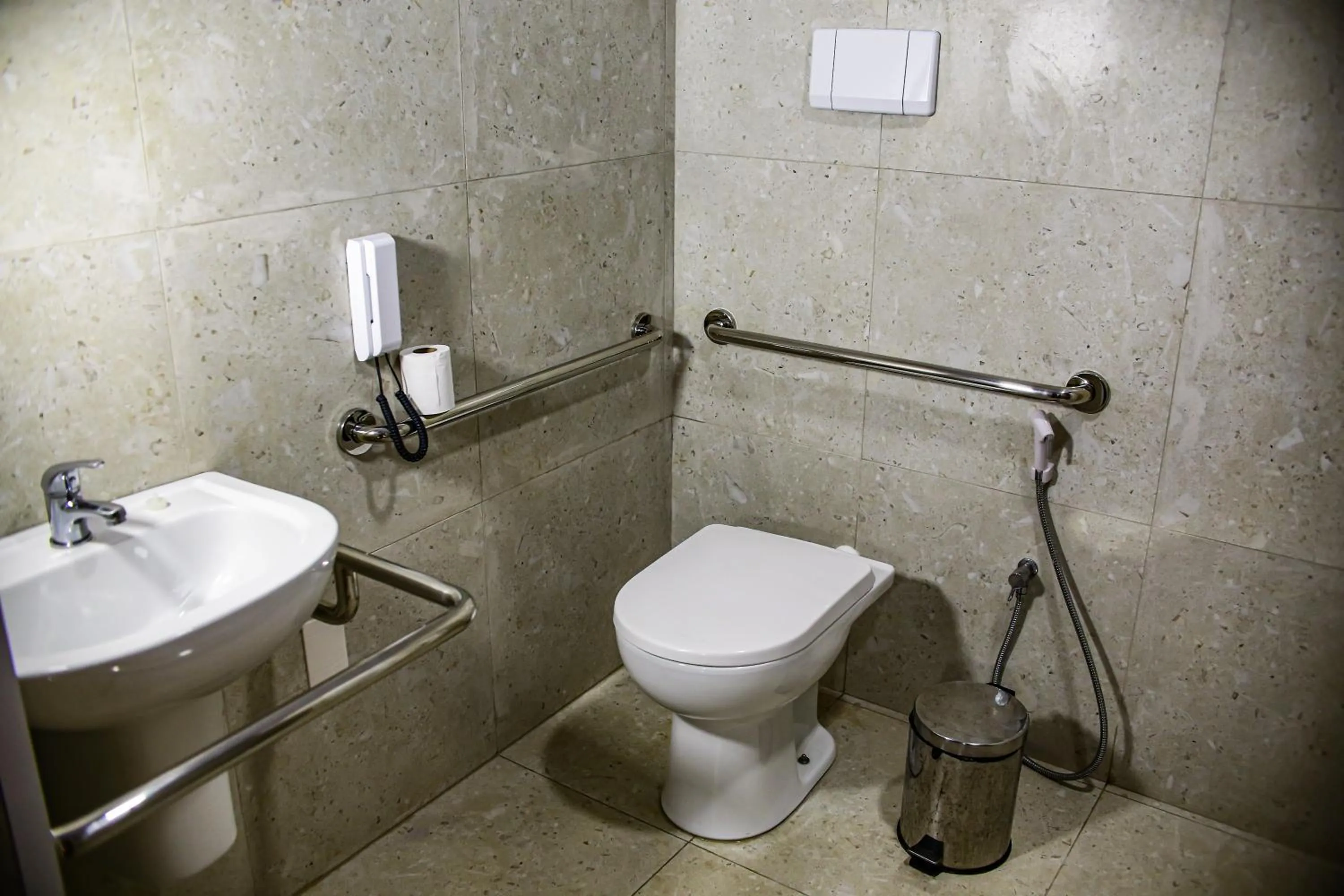 Shower in Hotel Graal Inn Uberaba