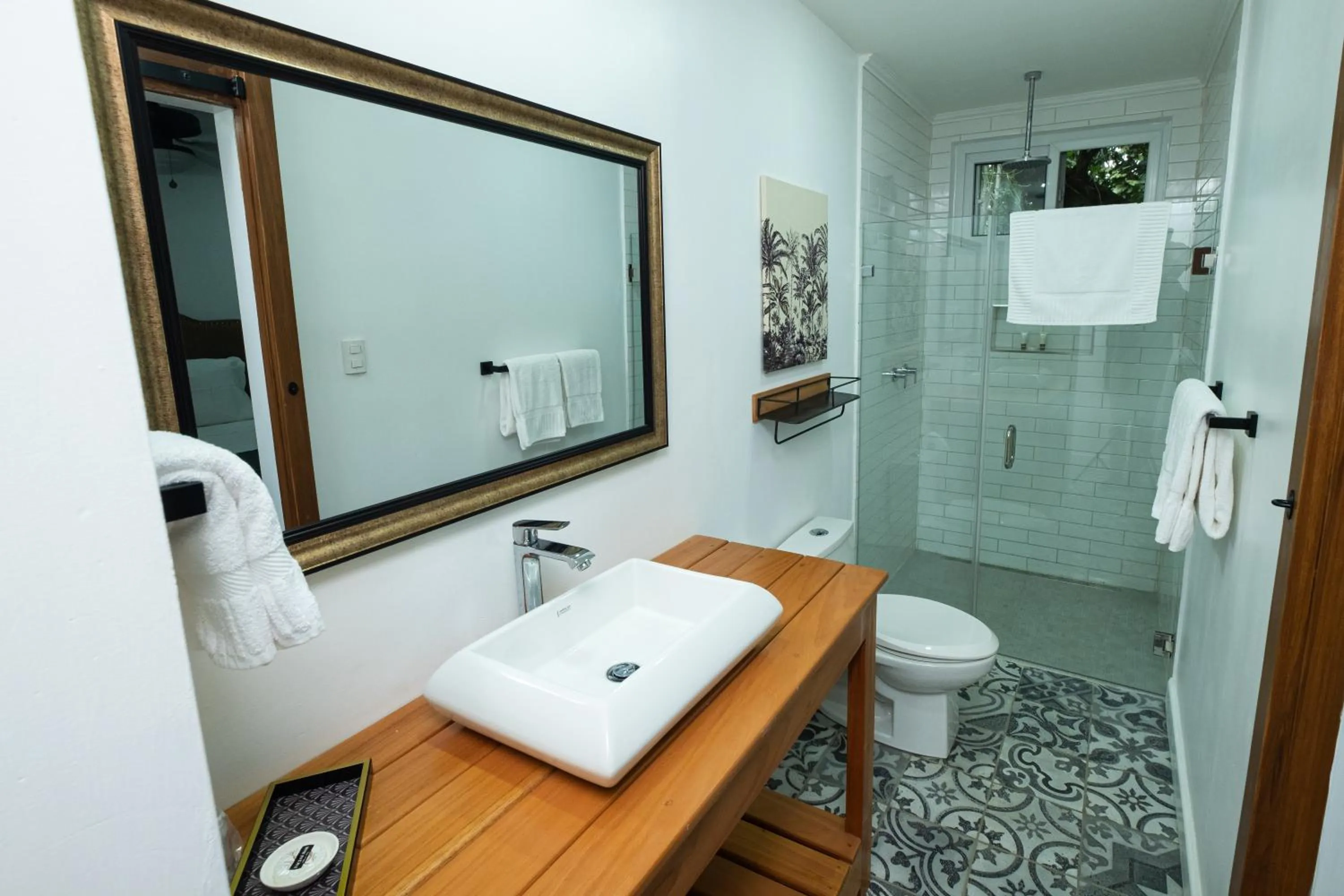 Bathroom in Angeli Gardens Boutique Hotel