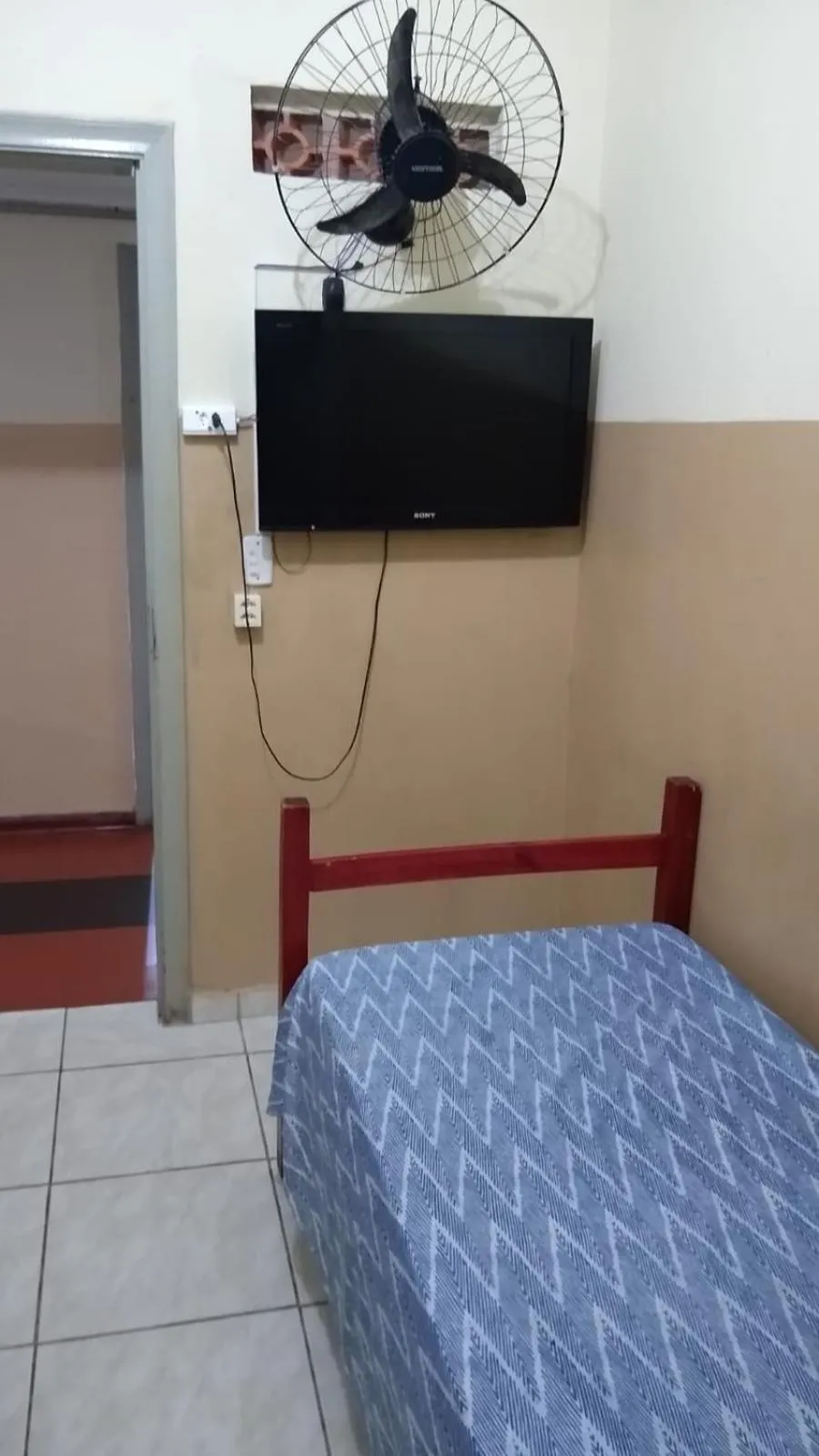TV and multimedia, Bed in Hotel Brasil