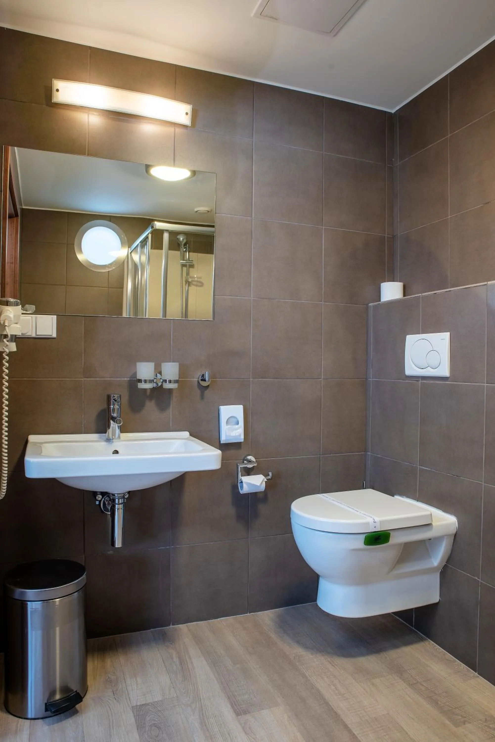 Restaurant & Design Hotel Noem Arch