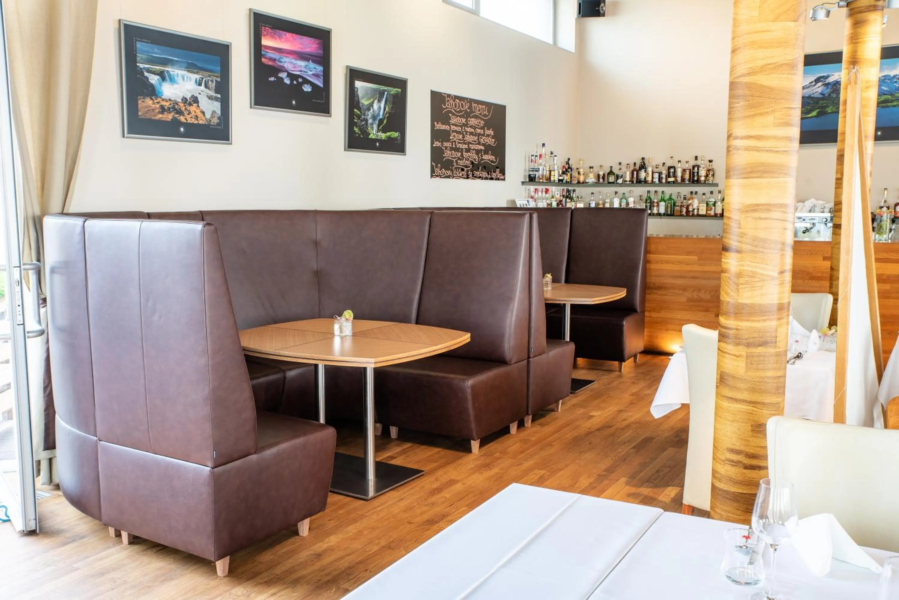 Restaurant & Design Hotel Noem Arch