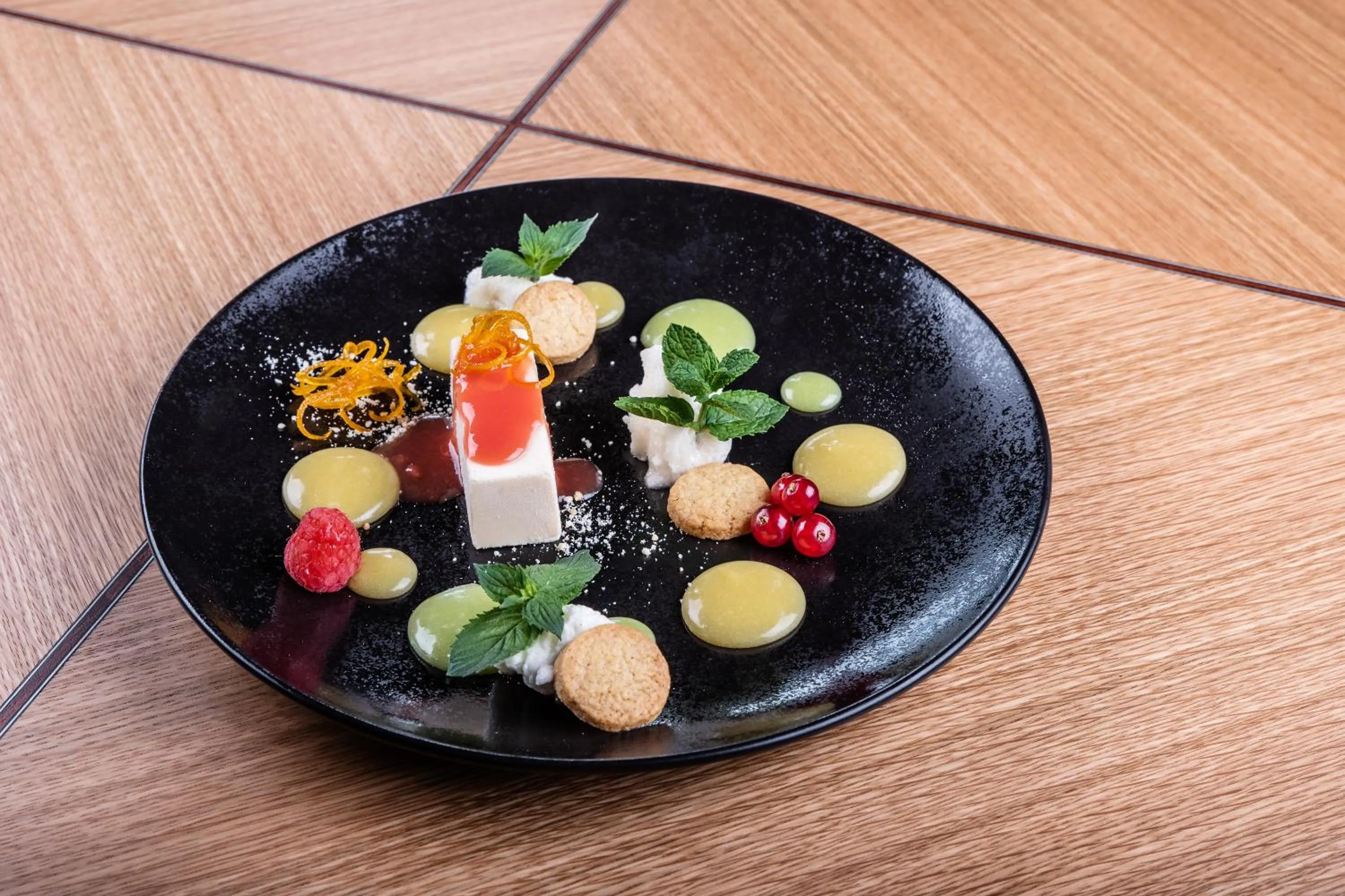 Restaurant & Design Hotel Noem Arch