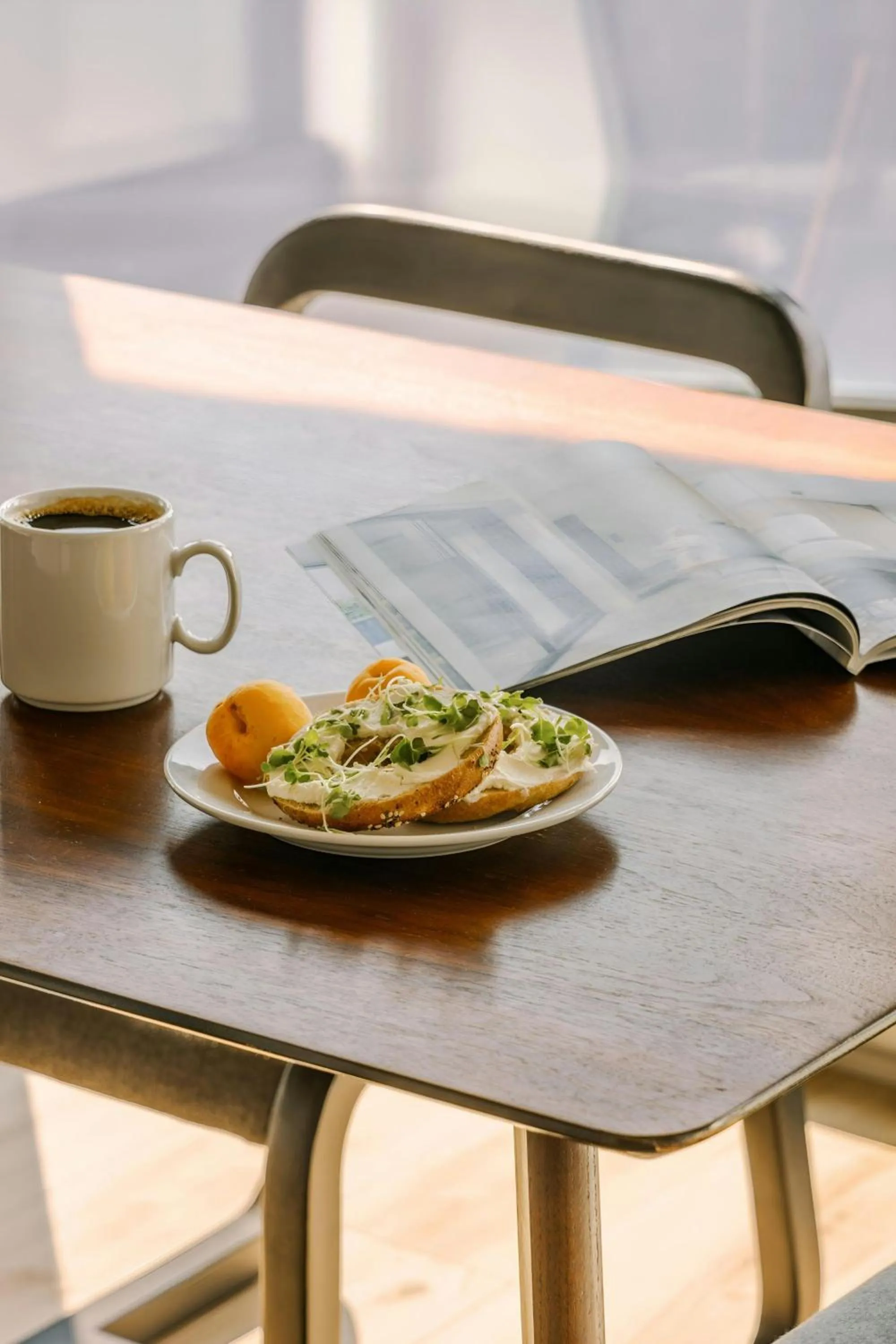 Photo of the whole room in Sonder by Marriott Bonvoy Maisonneuve Apartments Downtown