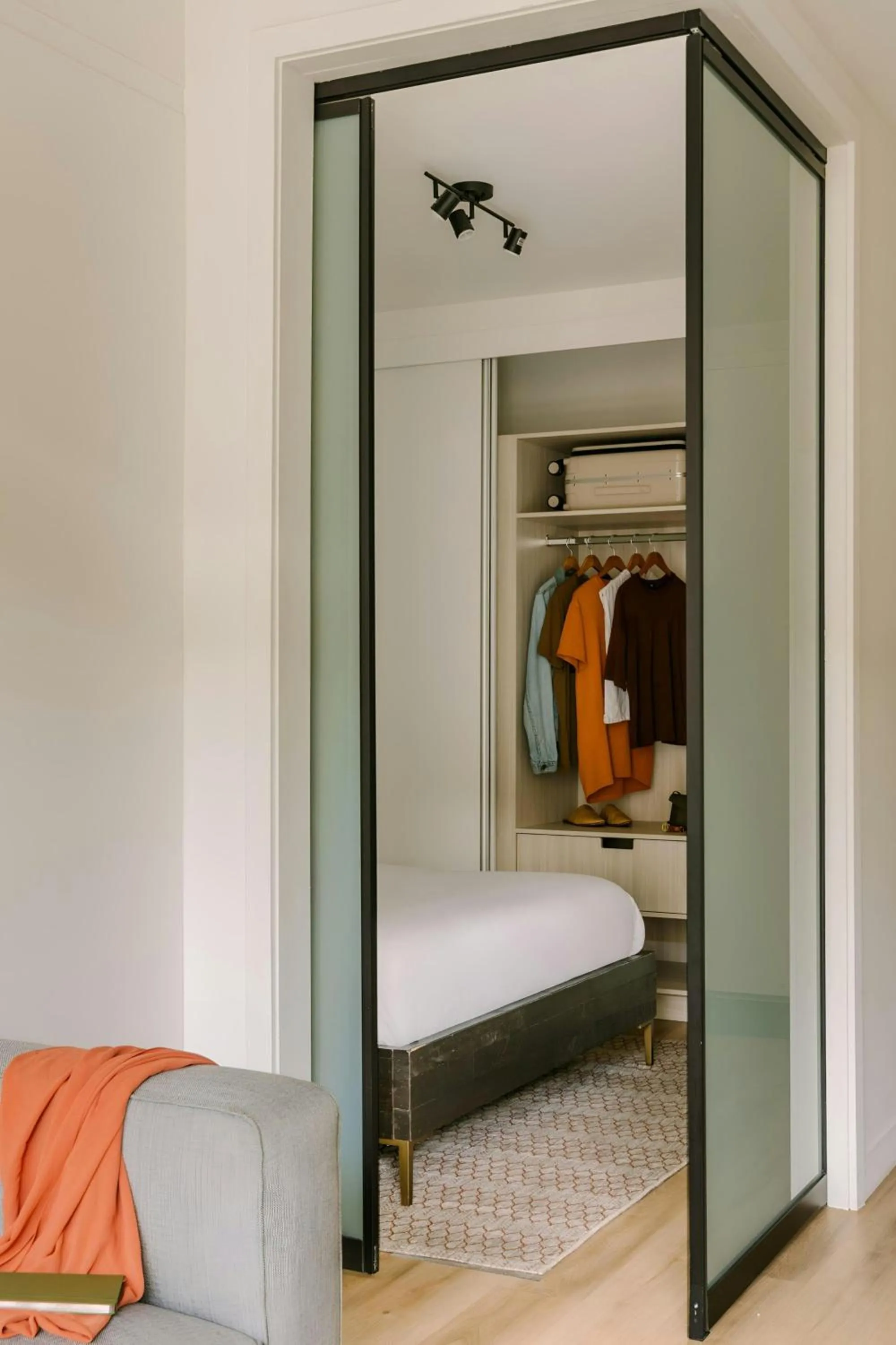 Bedroom, Bed in Sonder by Marriott Bonvoy Maisonneuve Apartments Downtown