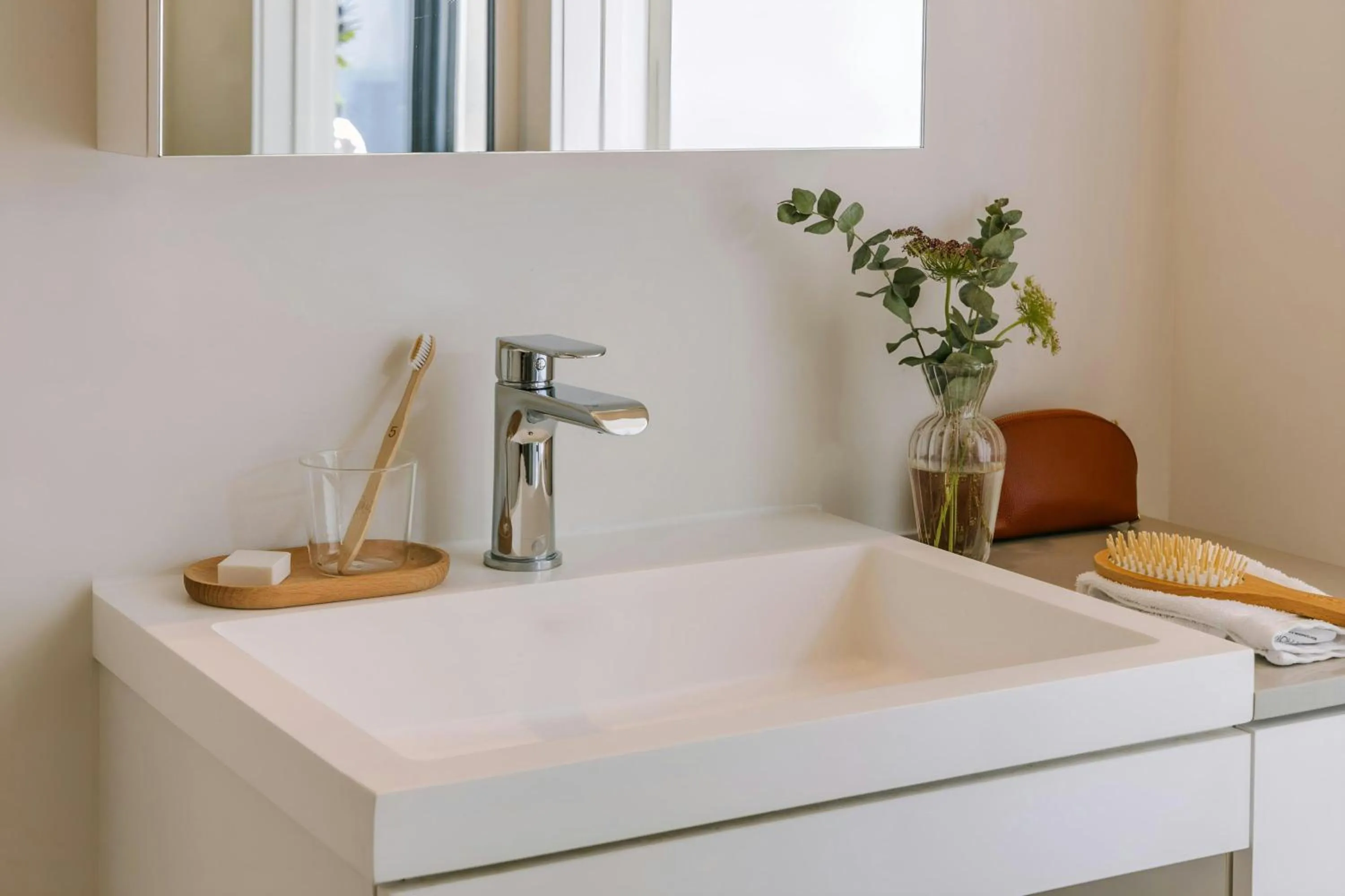 Bathroom in Sonder by Marriott Bonvoy Maisonneuve Apartments Downtown
