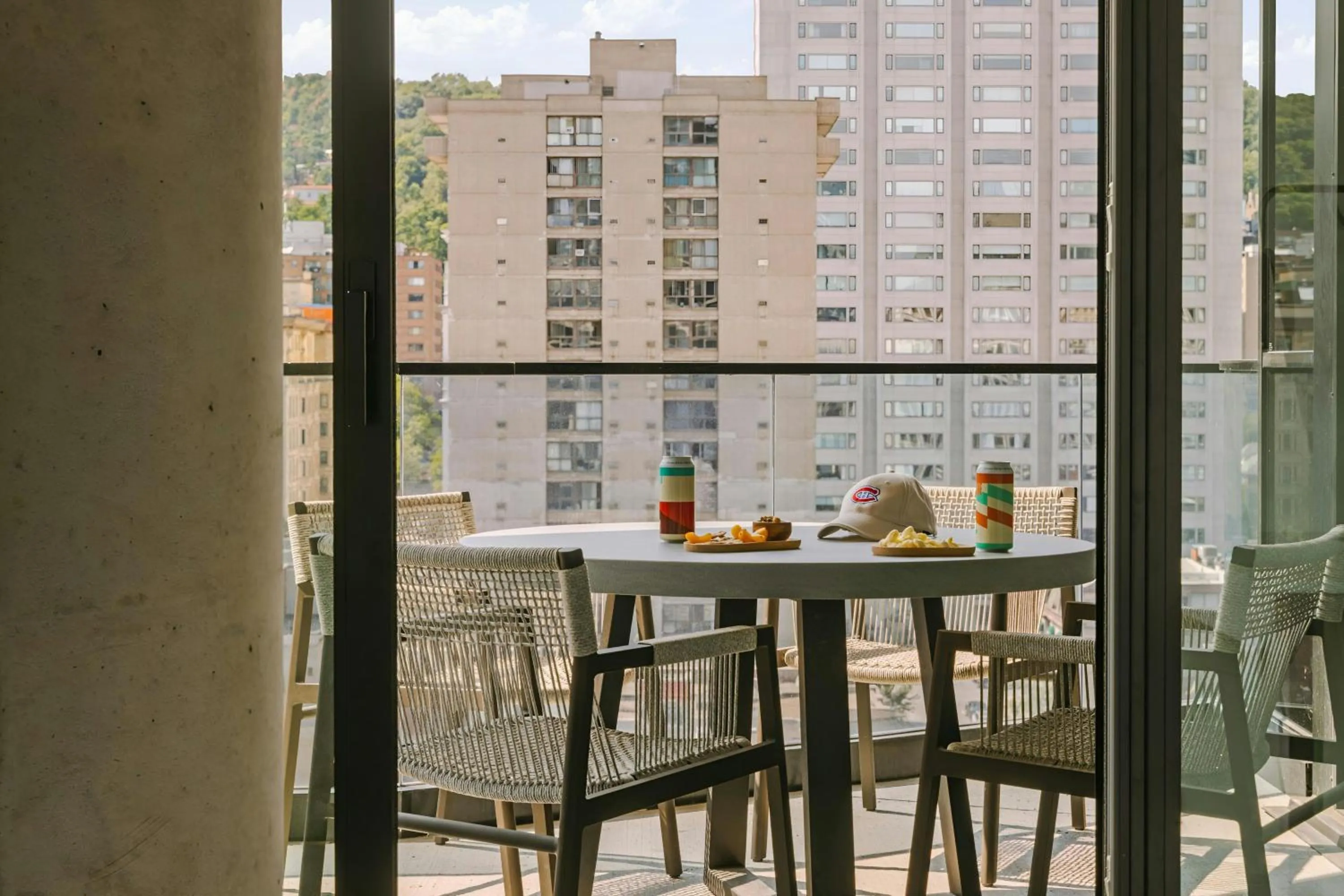 Photo of the whole room in Sonder by Marriott Bonvoy Maisonneuve Apartments Downtown