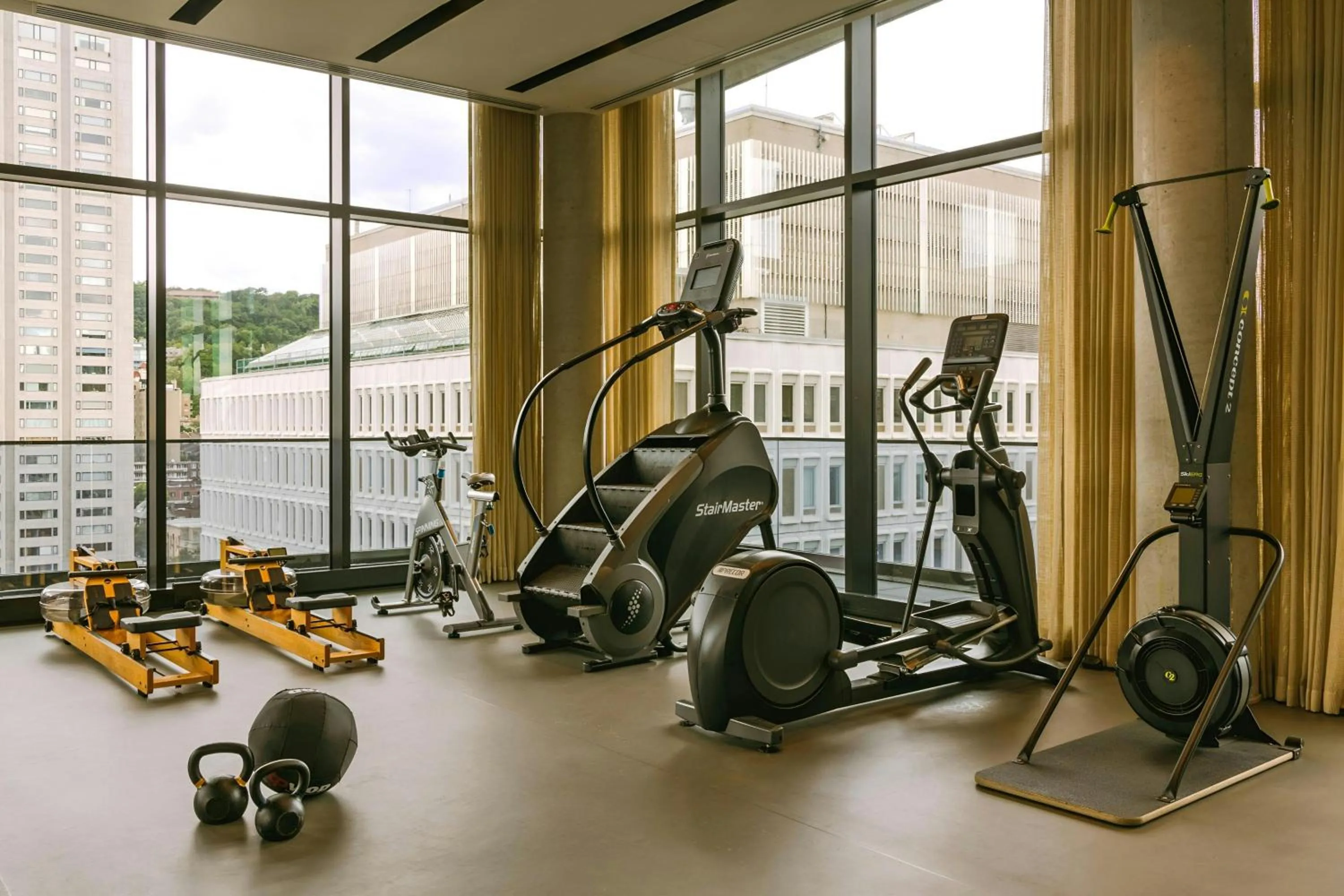 Fitness centre/facilities in Sonder by Marriott Bonvoy Maisonneuve Apartments Downtown