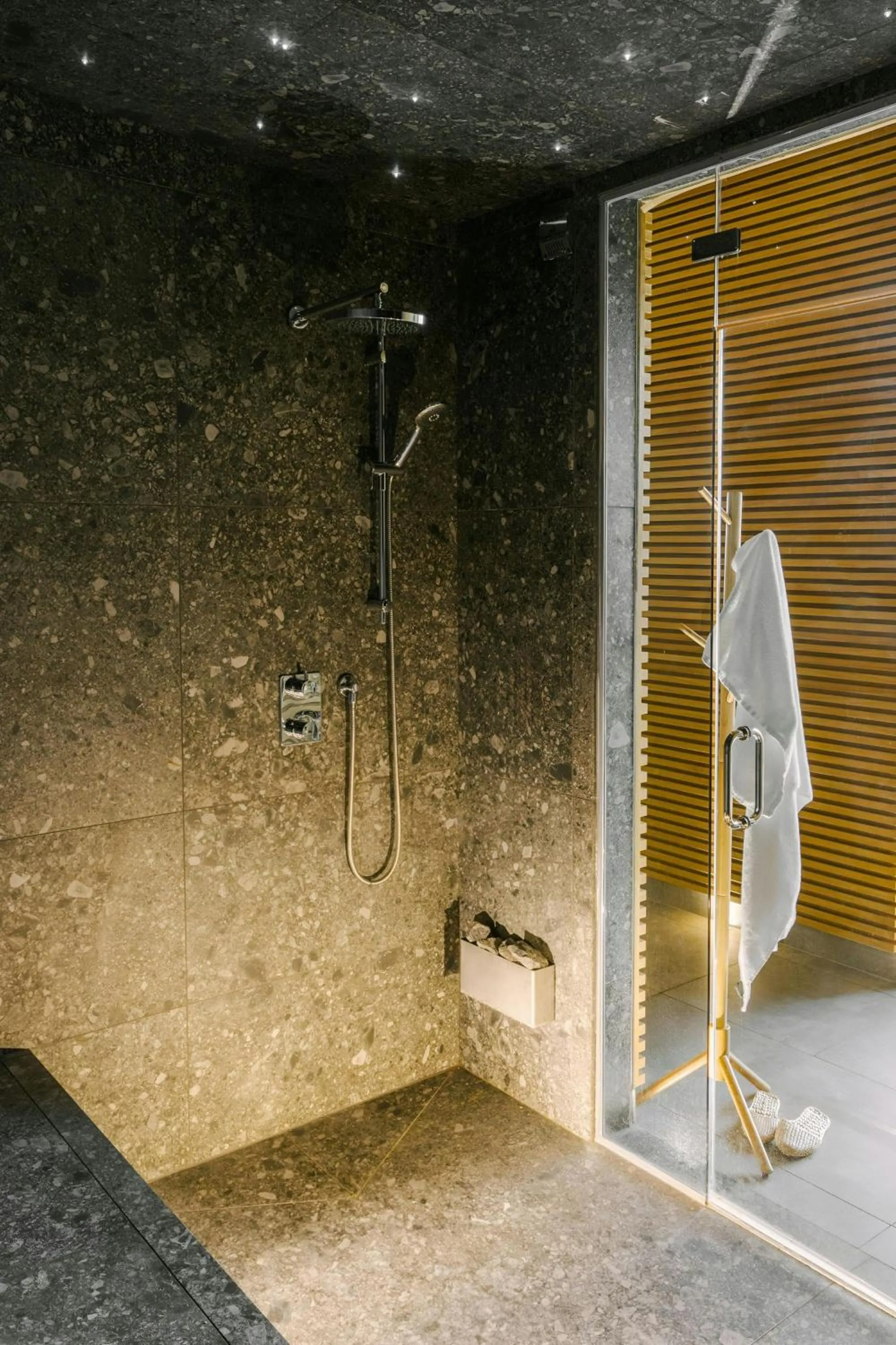 Spa and wellness centre/facilities in Sonder by Marriott Bonvoy Maisonneuve Apartments Downtown