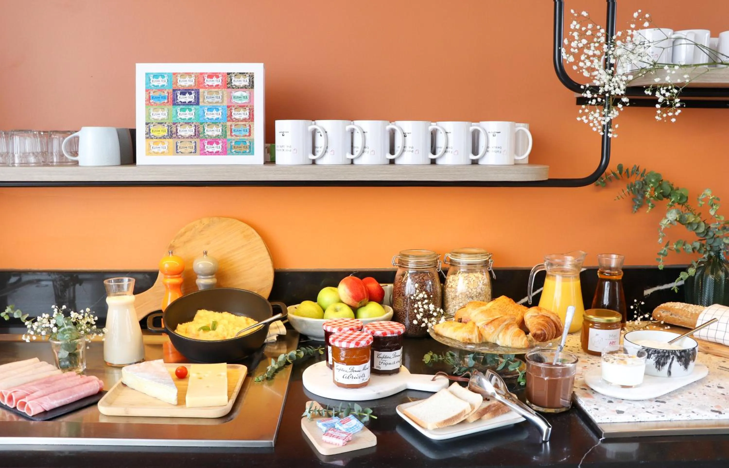 Food and drinks in Appart'City Classic Antibes