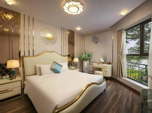 Bed in Bao Ngoc Hotel Linh Dam