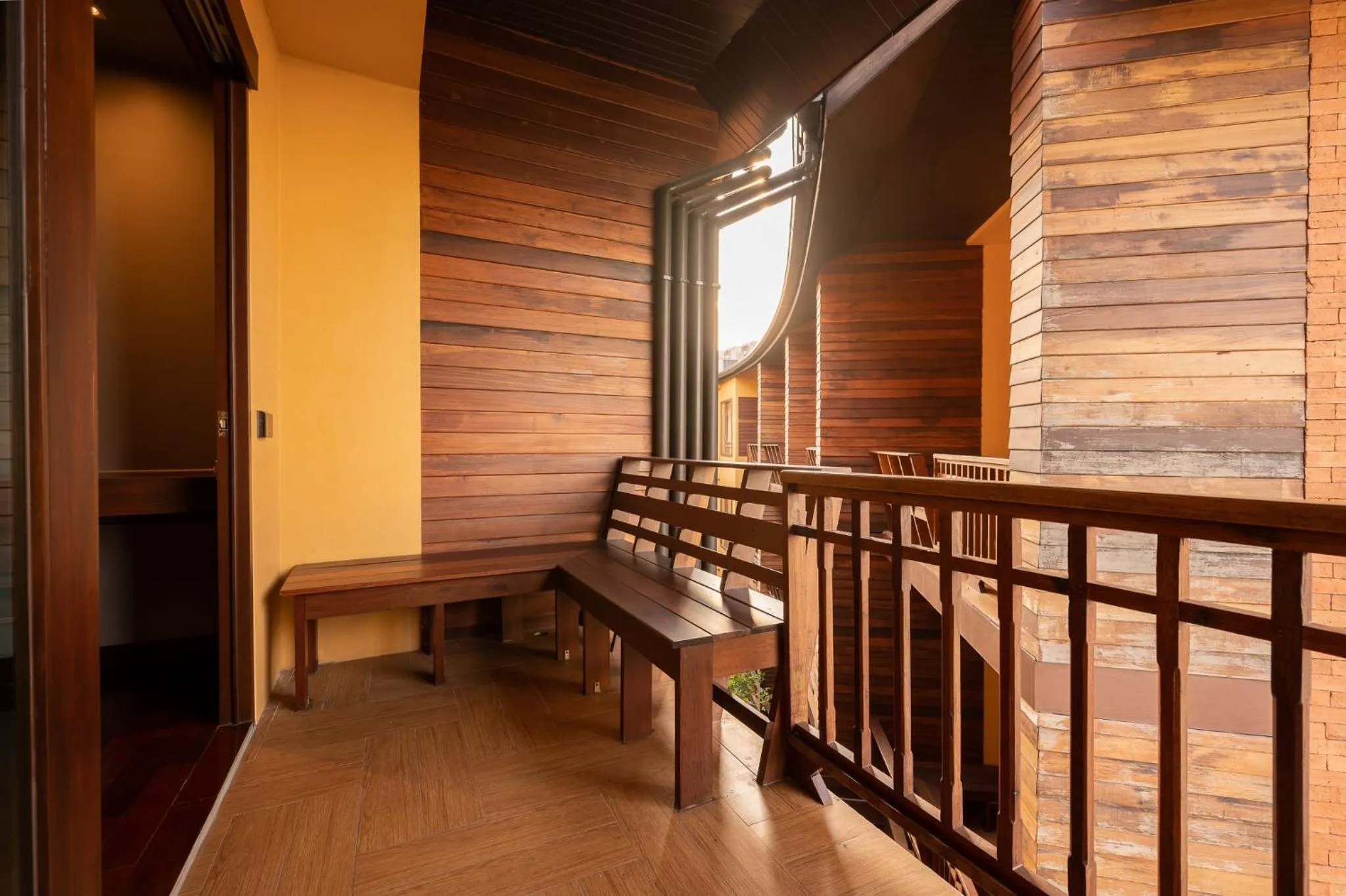 Balcony/Terrace in At Gate Thaphae Hotel