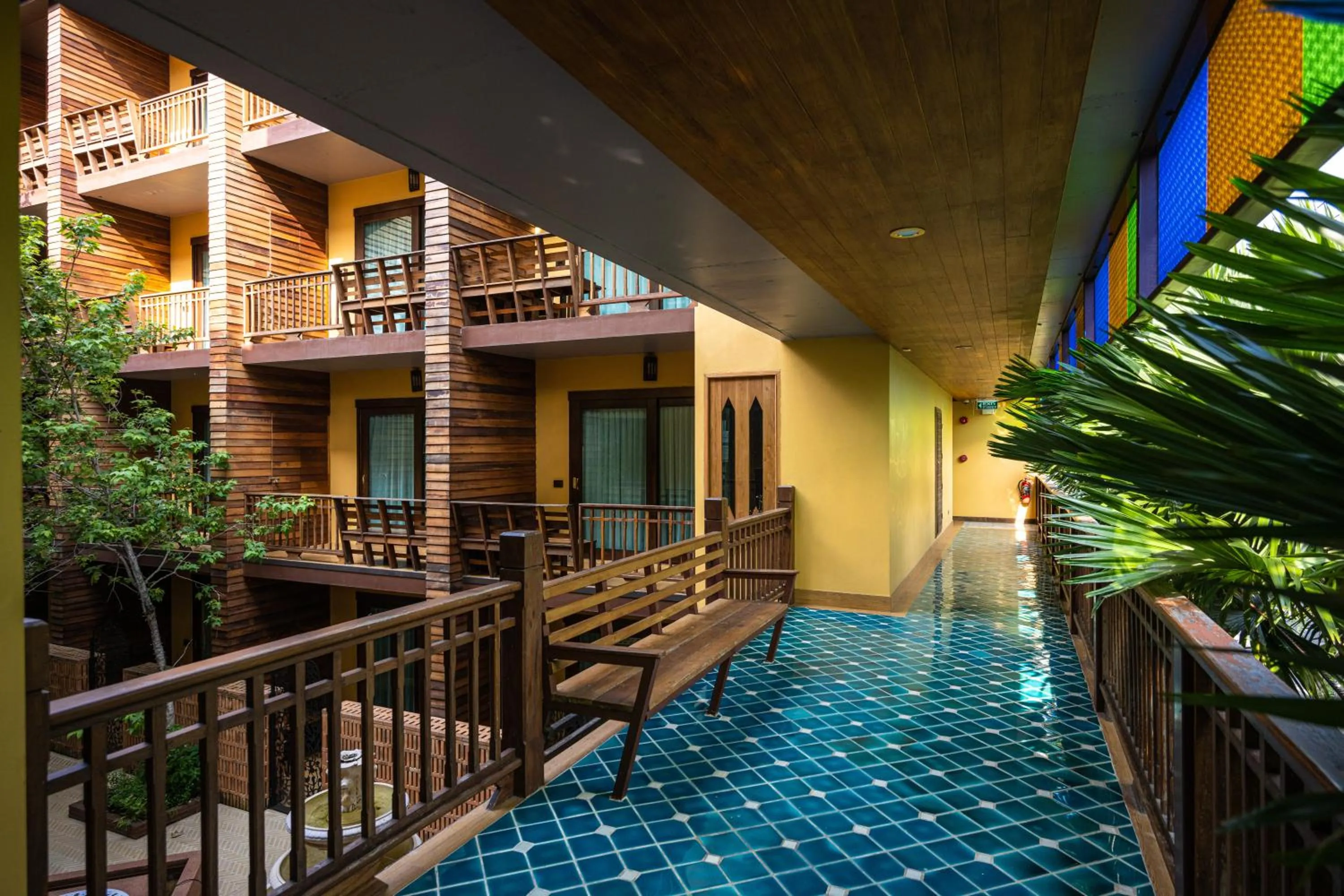 At Gate Thaphae Hotel