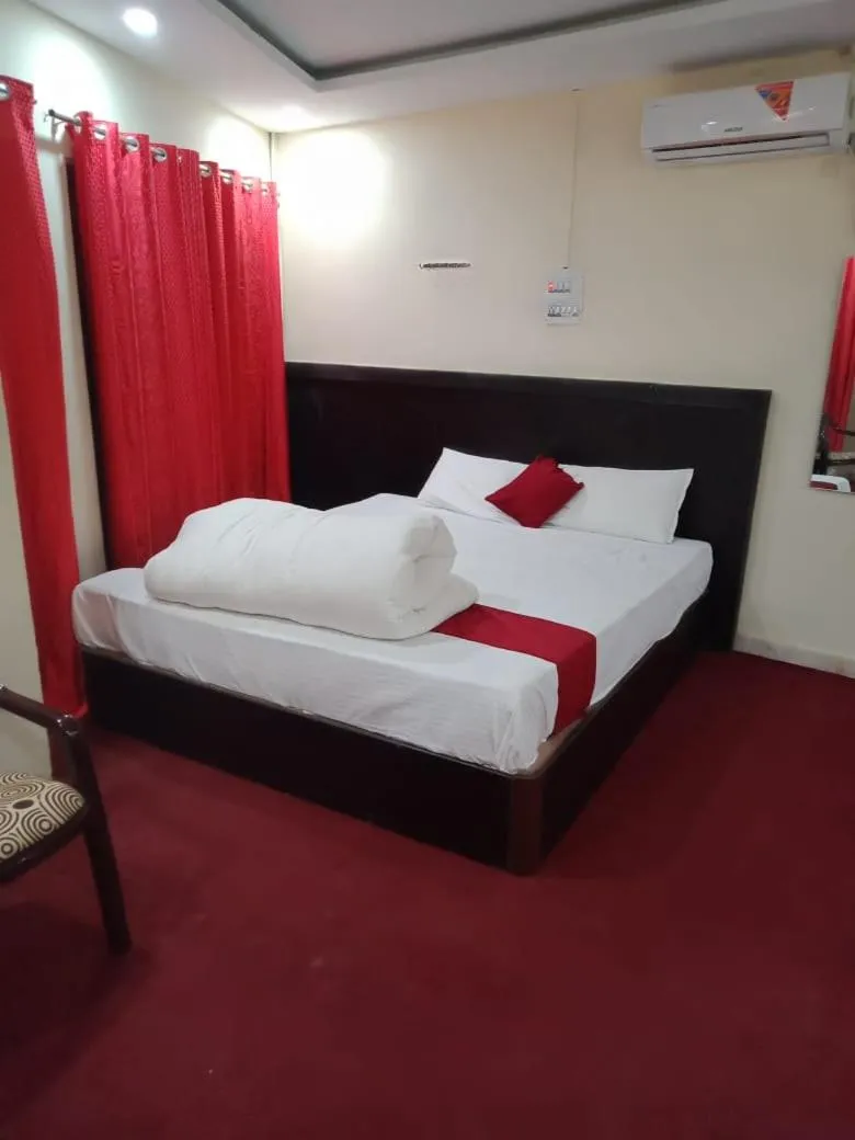 HOTEL STAR HOLIDAY PVT LTD