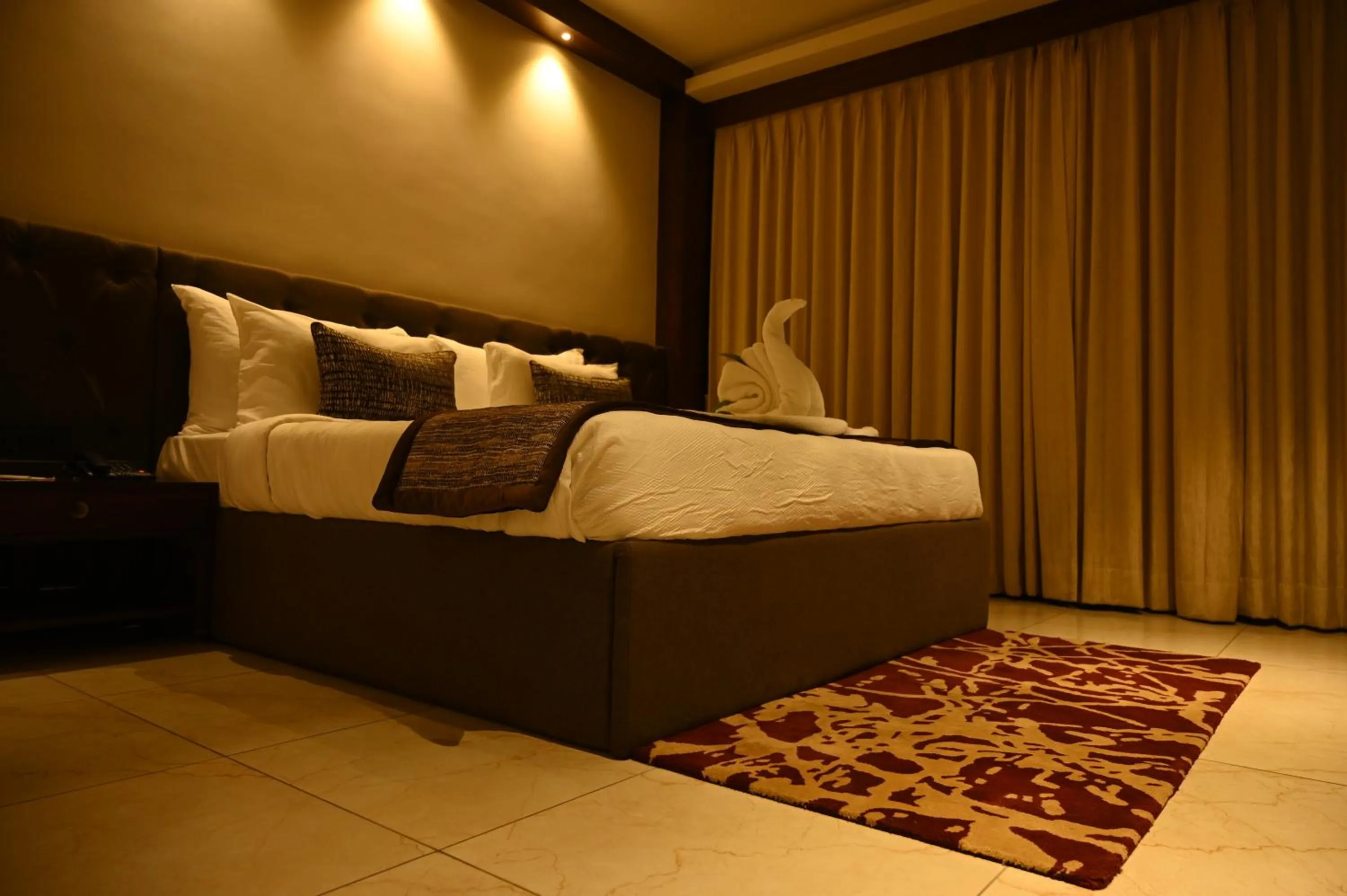 Bedroom, Bed in HOTEL PAHADI