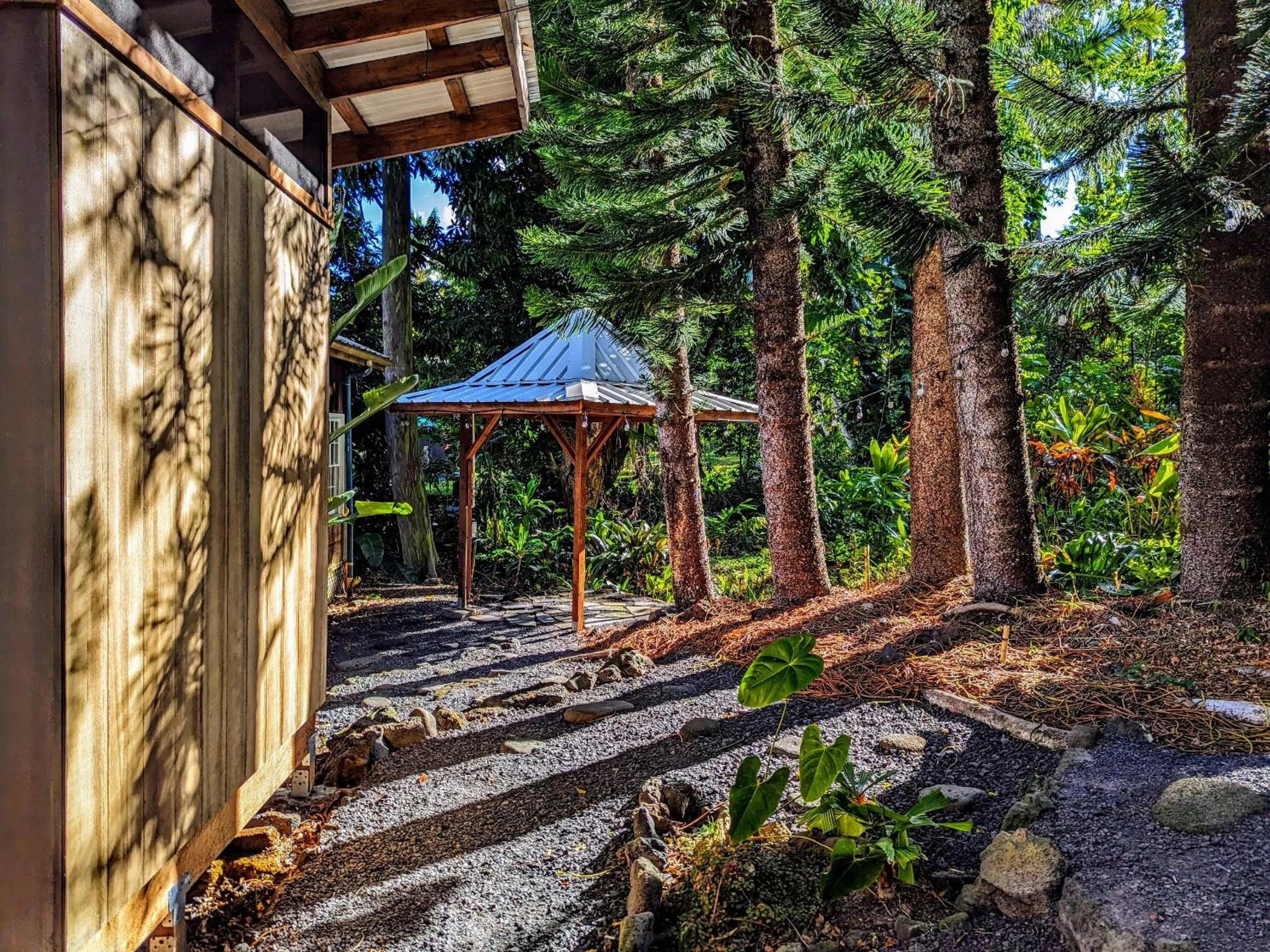 Shower in Kehena Mauka Nui Club LGBTQIA+ Clothing Optional