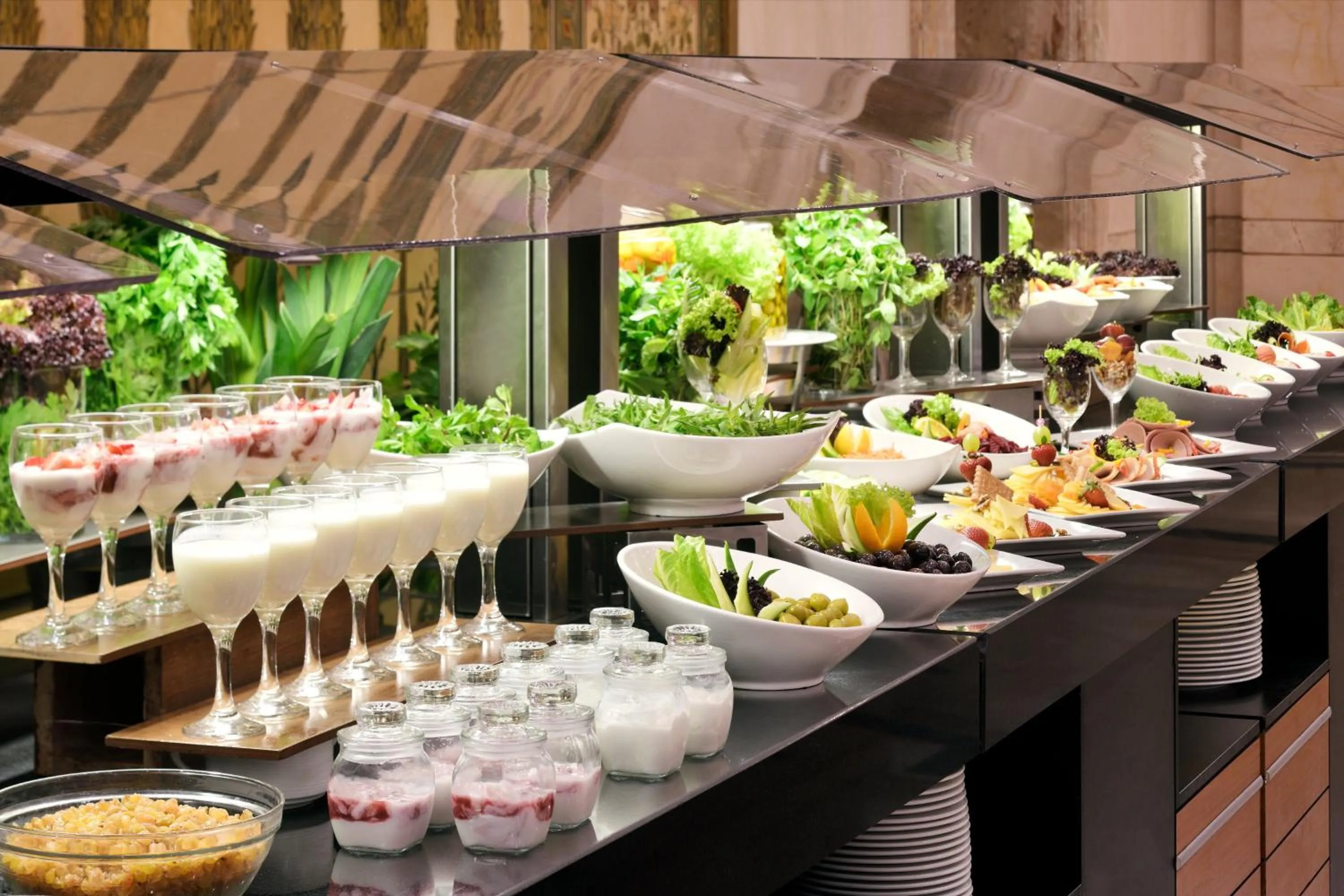 Restaurant/places to eat in InterContinental Dar Al Hijra Madinah by IHG