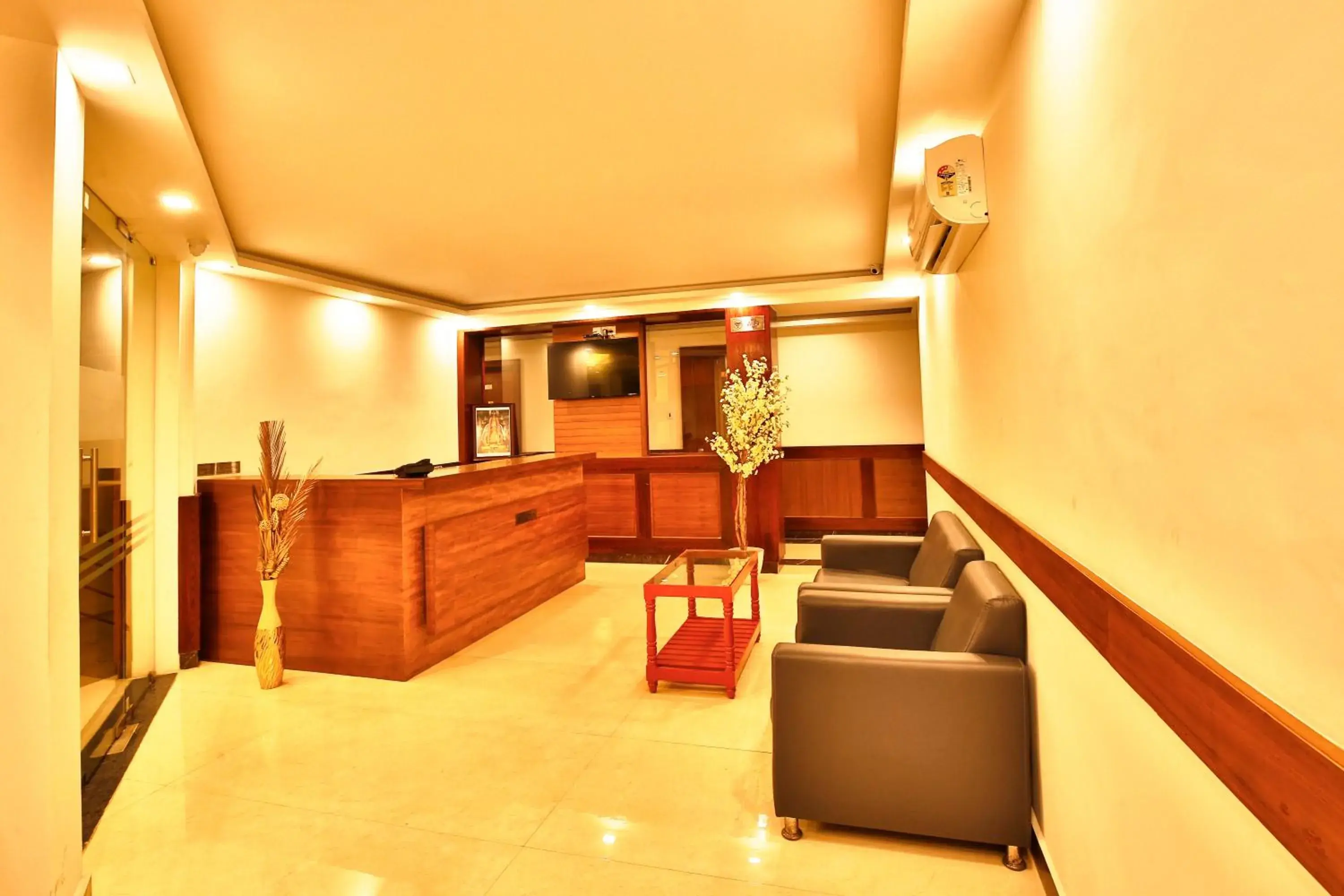 Lobby or reception in Hotel Ramtel inn Lobby or reception in Hotel Ramtel inn