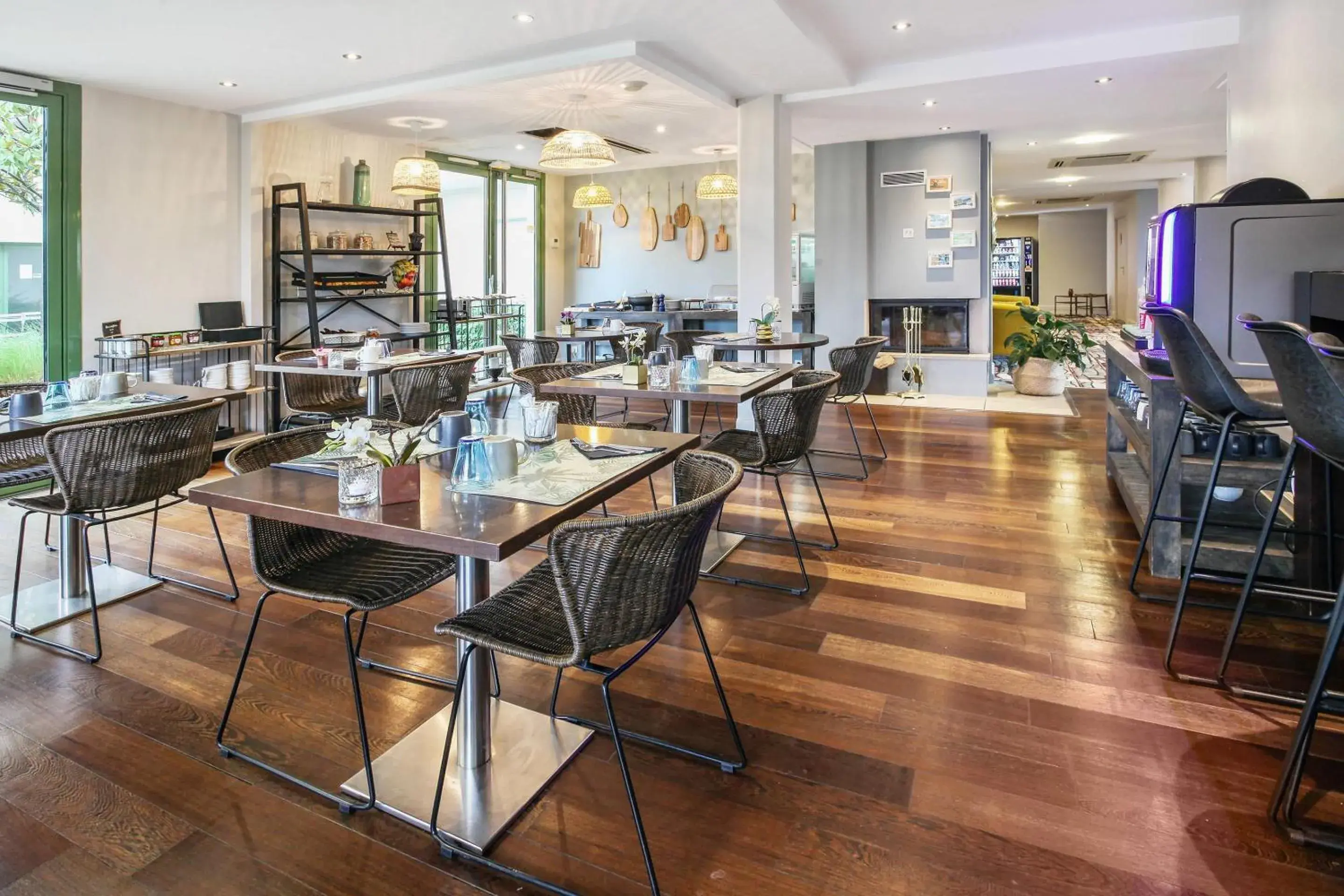 Breakfast in Quality Aparthotel Divonne - Portes de Geneve Breakfast in Quality Aparthotel Divonne - Portes de Geneve