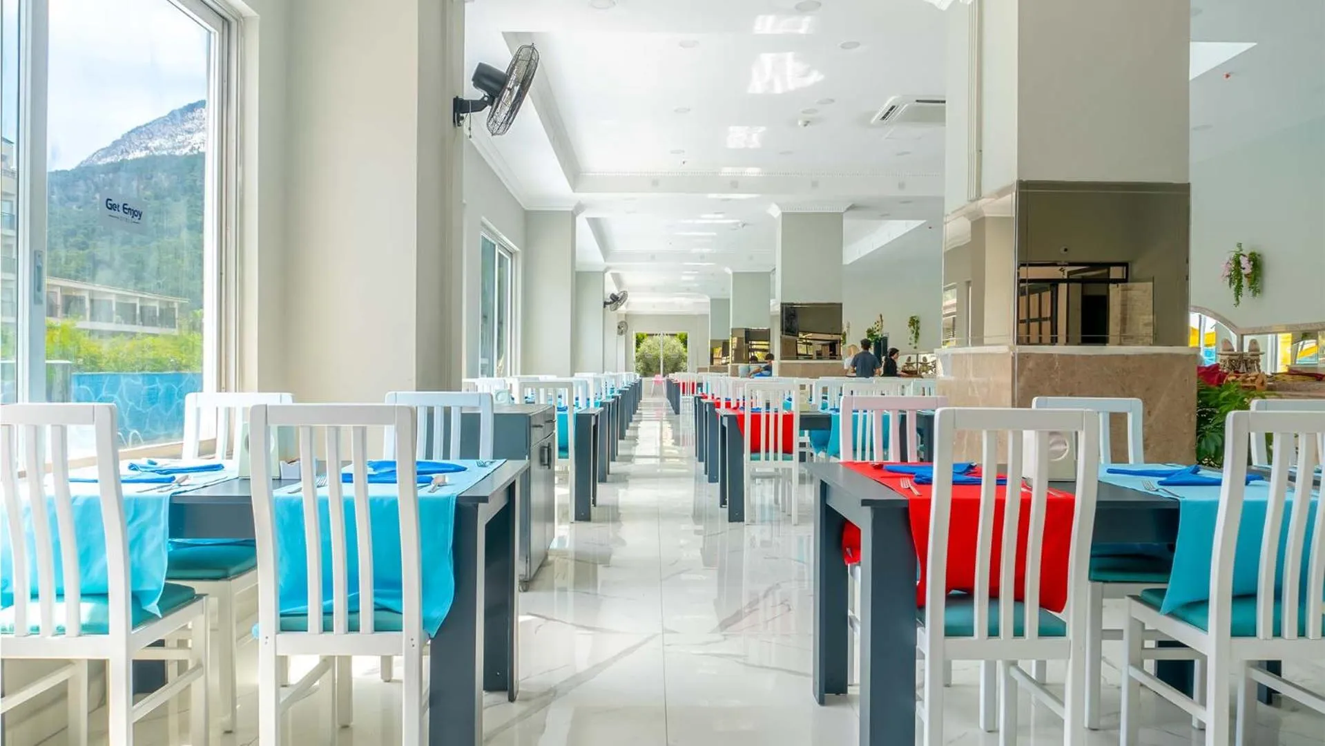 Restaurant/places to eat in Get Enjoy Hotels