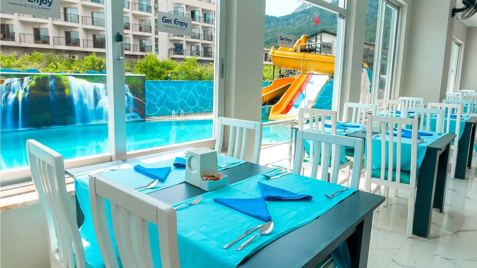 Restaurant/places to eat in Get Enjoy Hotels