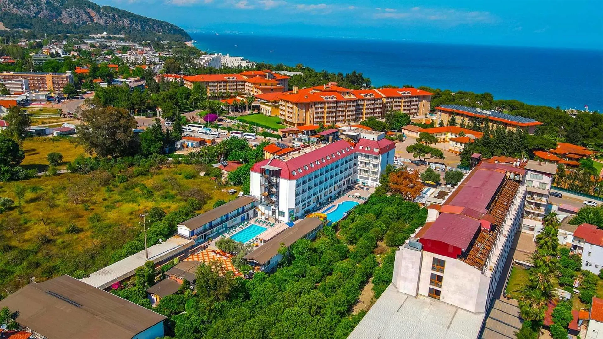 Property building in Get Enjoy Hotels