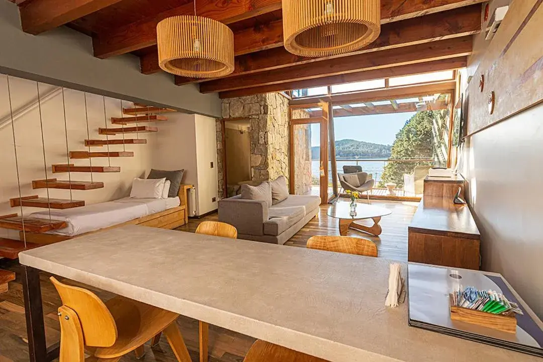 Living room in Rochester Bariloche Suites & Spa Living room in Rochester Bariloche Suites & Spa