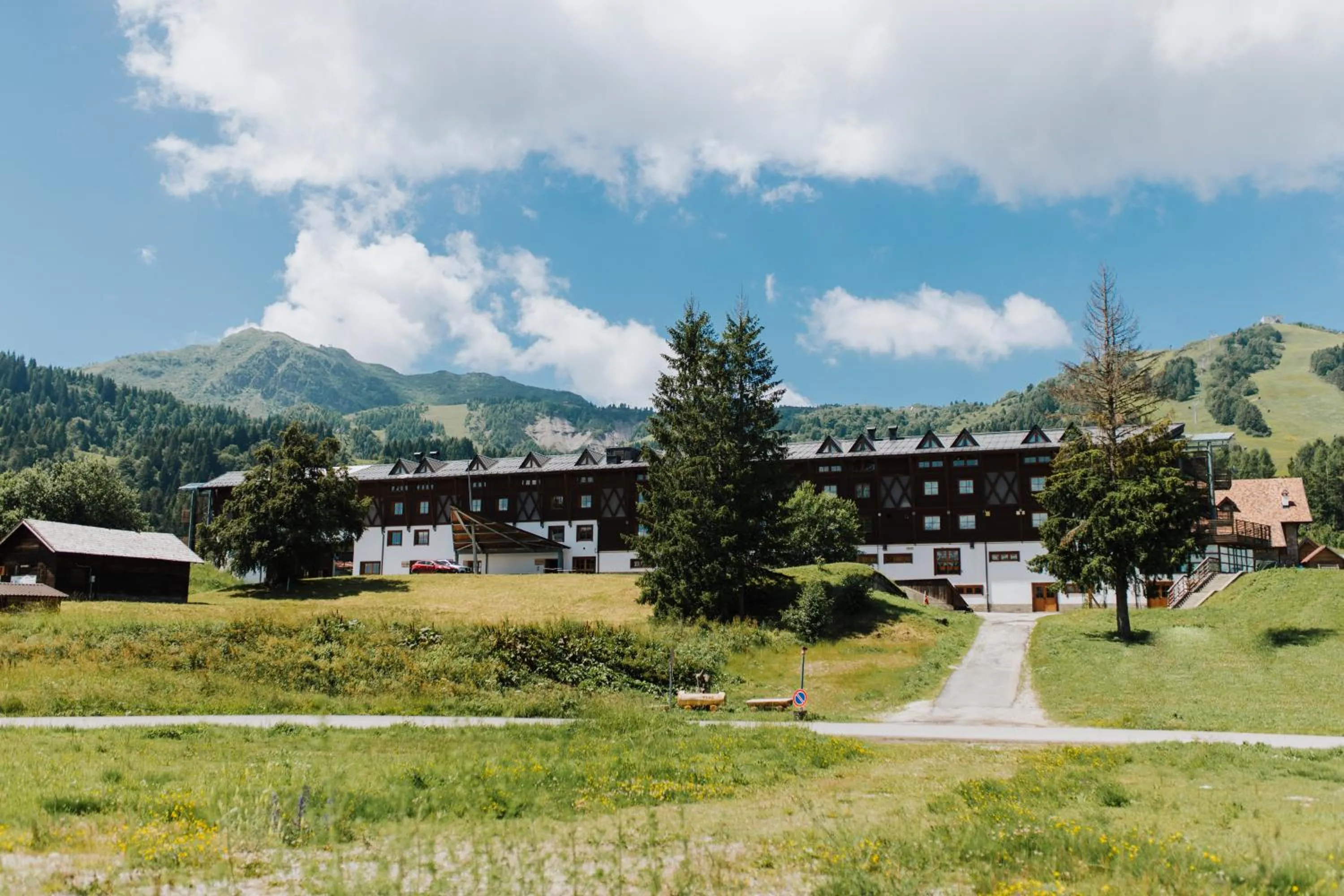 Property building in Hotel Enzo Moro