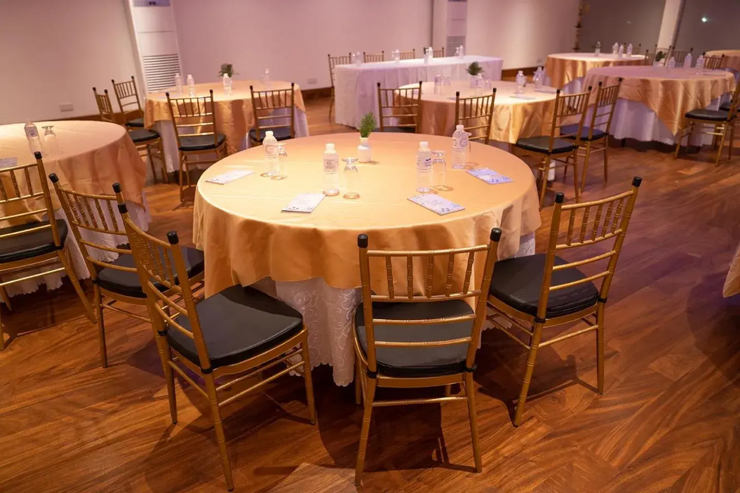 Good wood Airport Hotel Good wood Airport Hotel