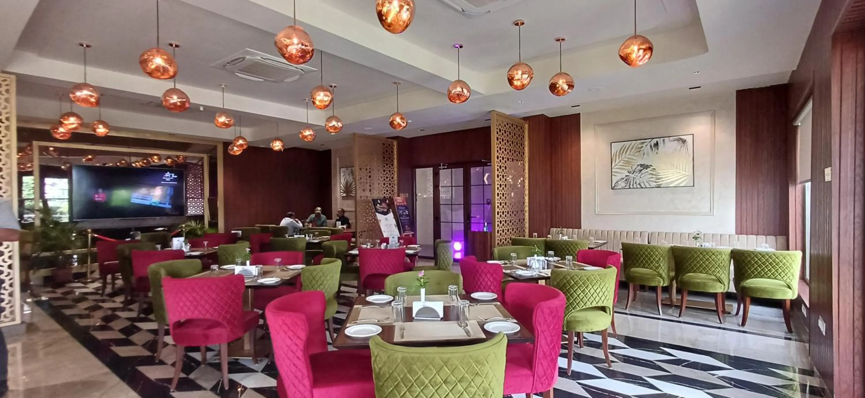 Restaurant/places to eat in Black Mango Resort