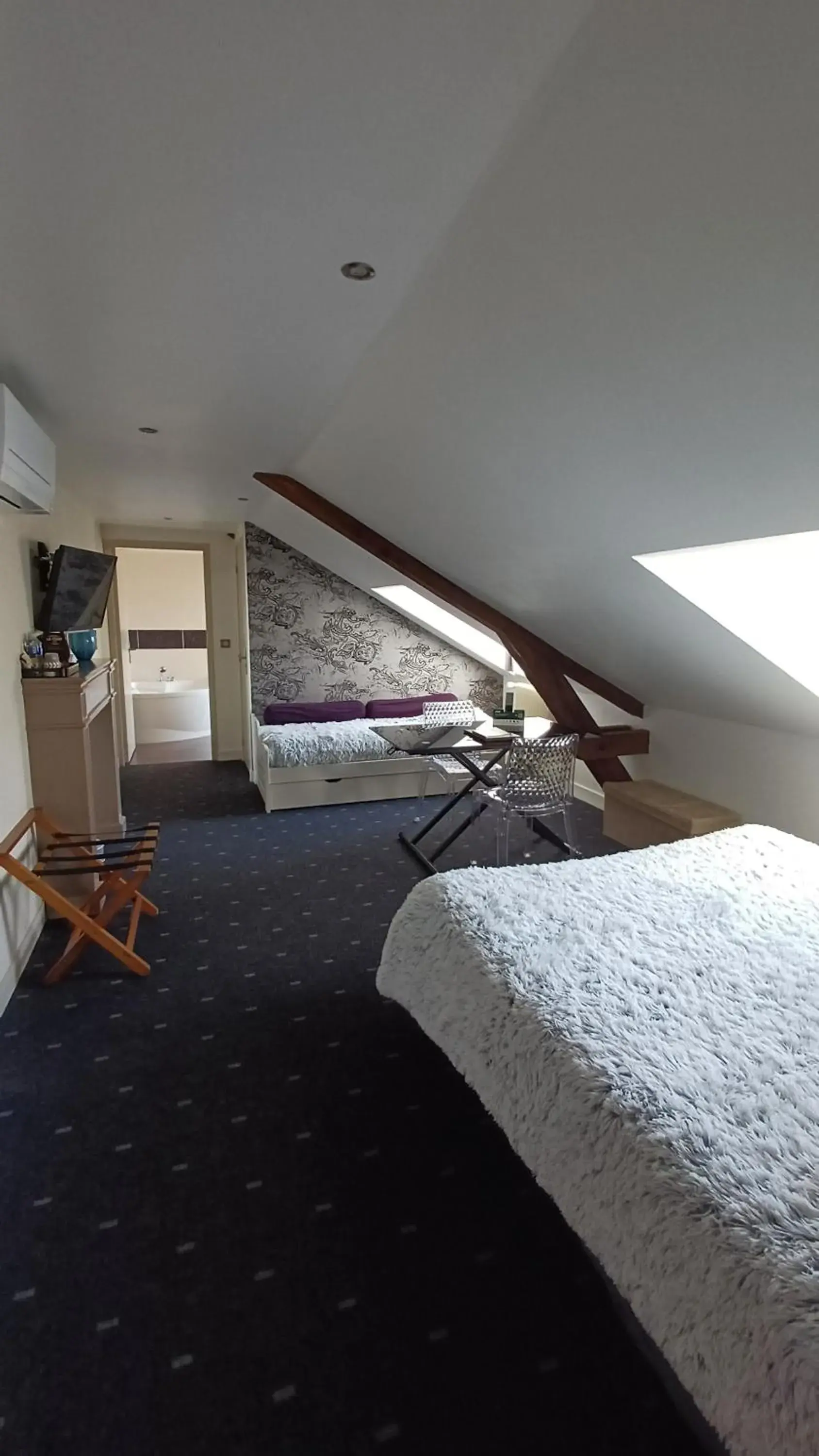 Bedroom, Bed in Logis Hotel Le Cerf Bedroom, Bed in Logis Hotel Le Cerf