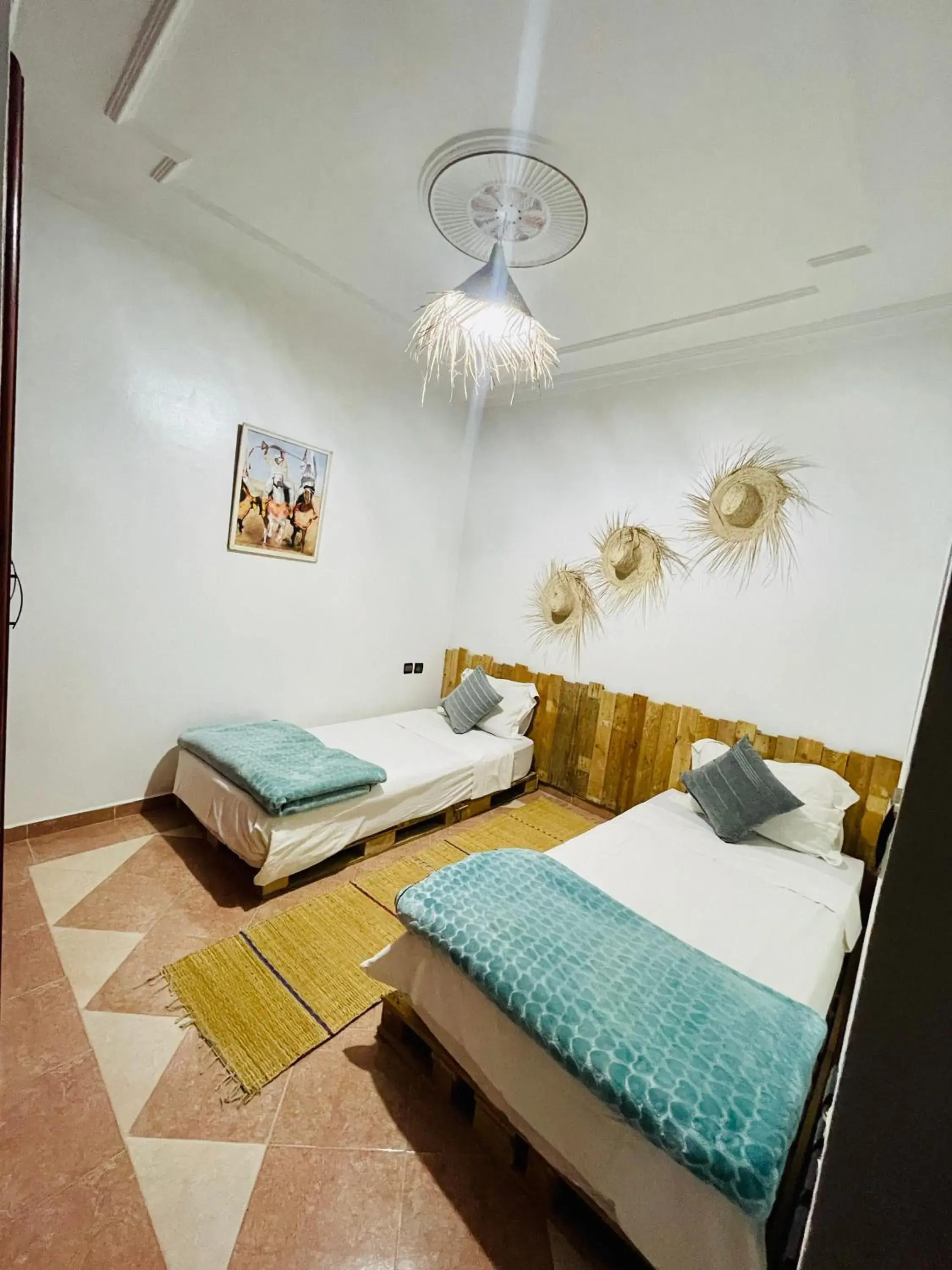 Budget Twin Room in Tamraght White Hostel Budget Twin Room in Tamraght White Hostel