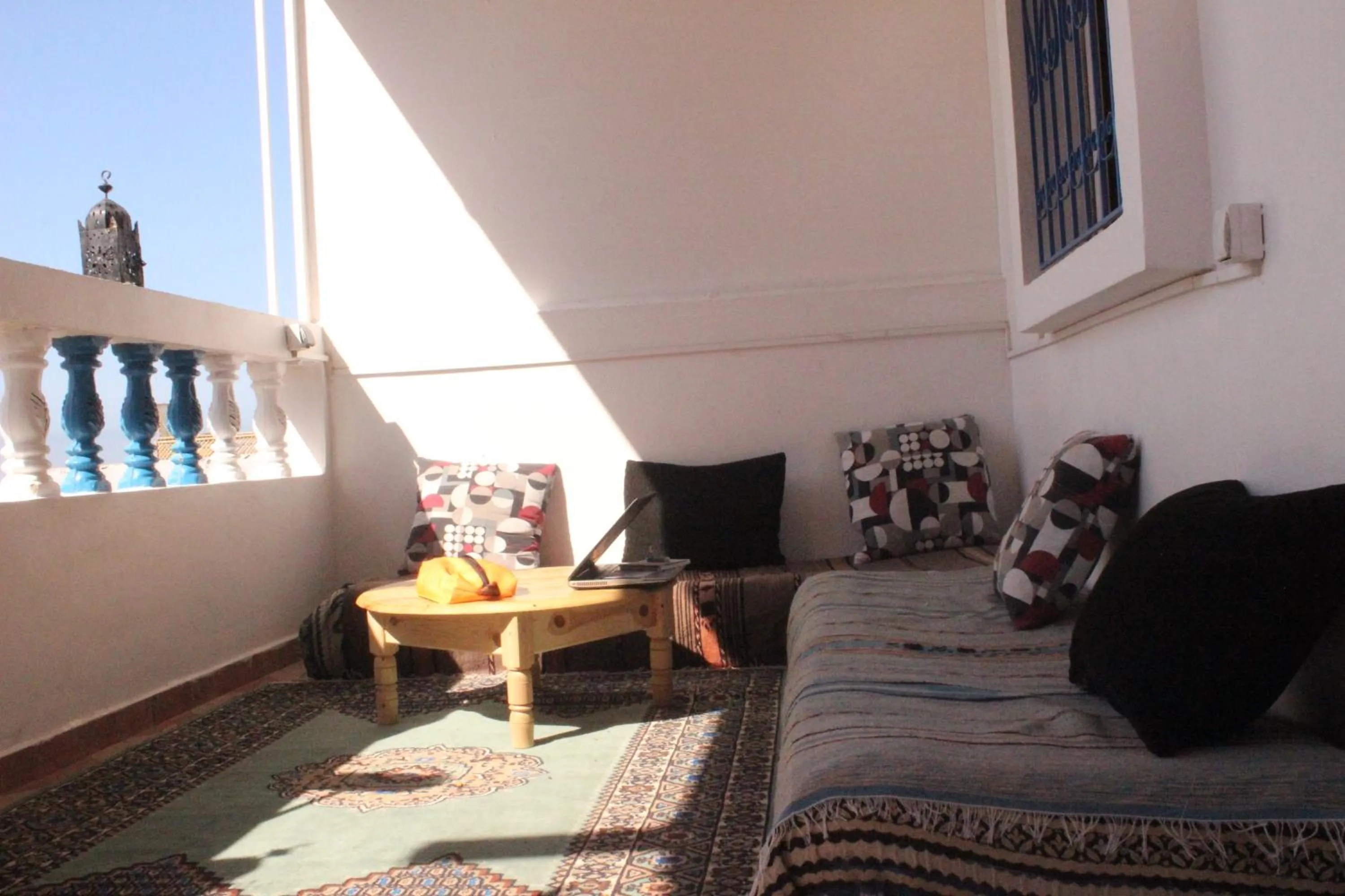 Balcony/Terrace in Tamraght White Hostel