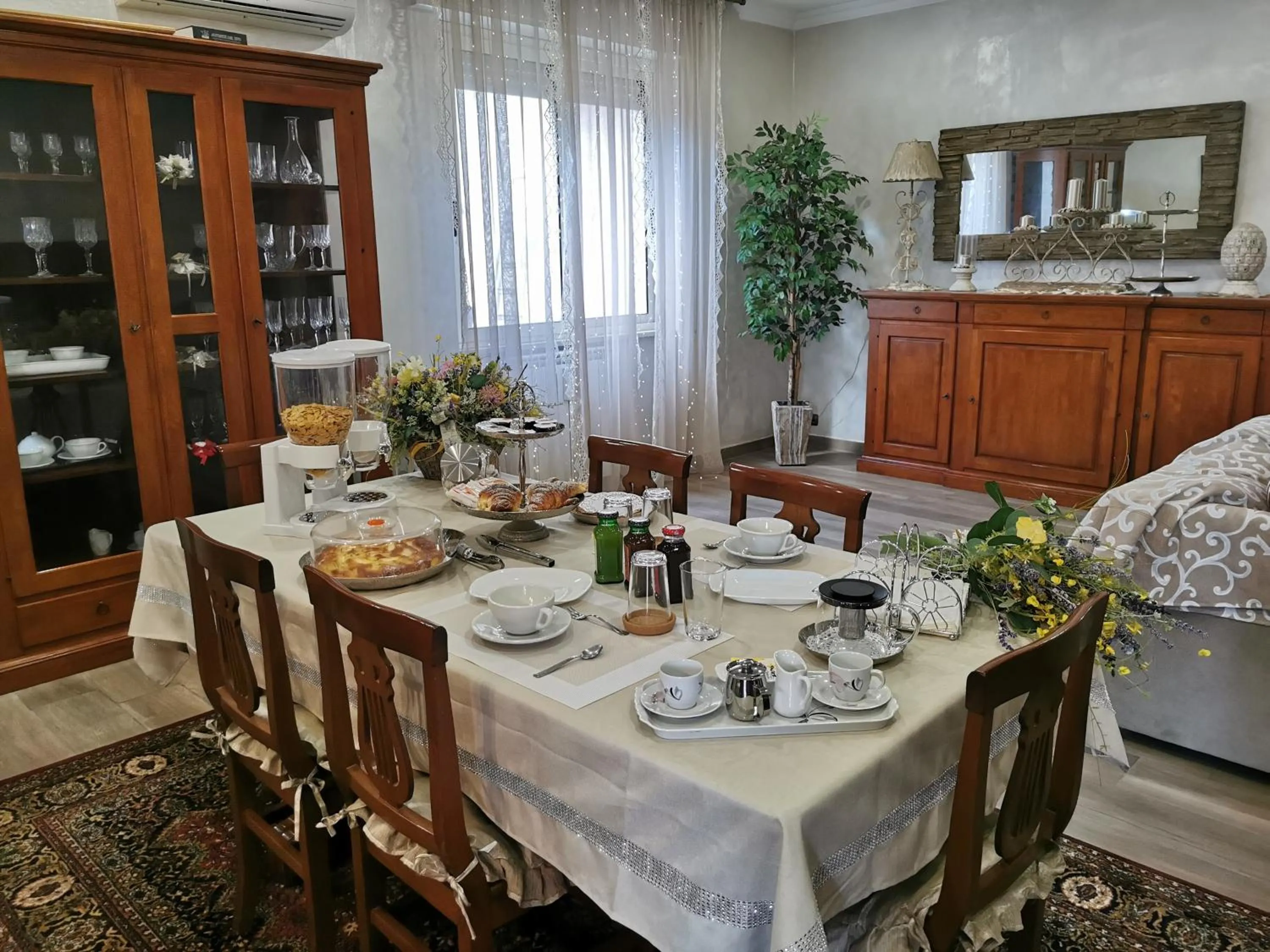 Dining area in B&B Corvara