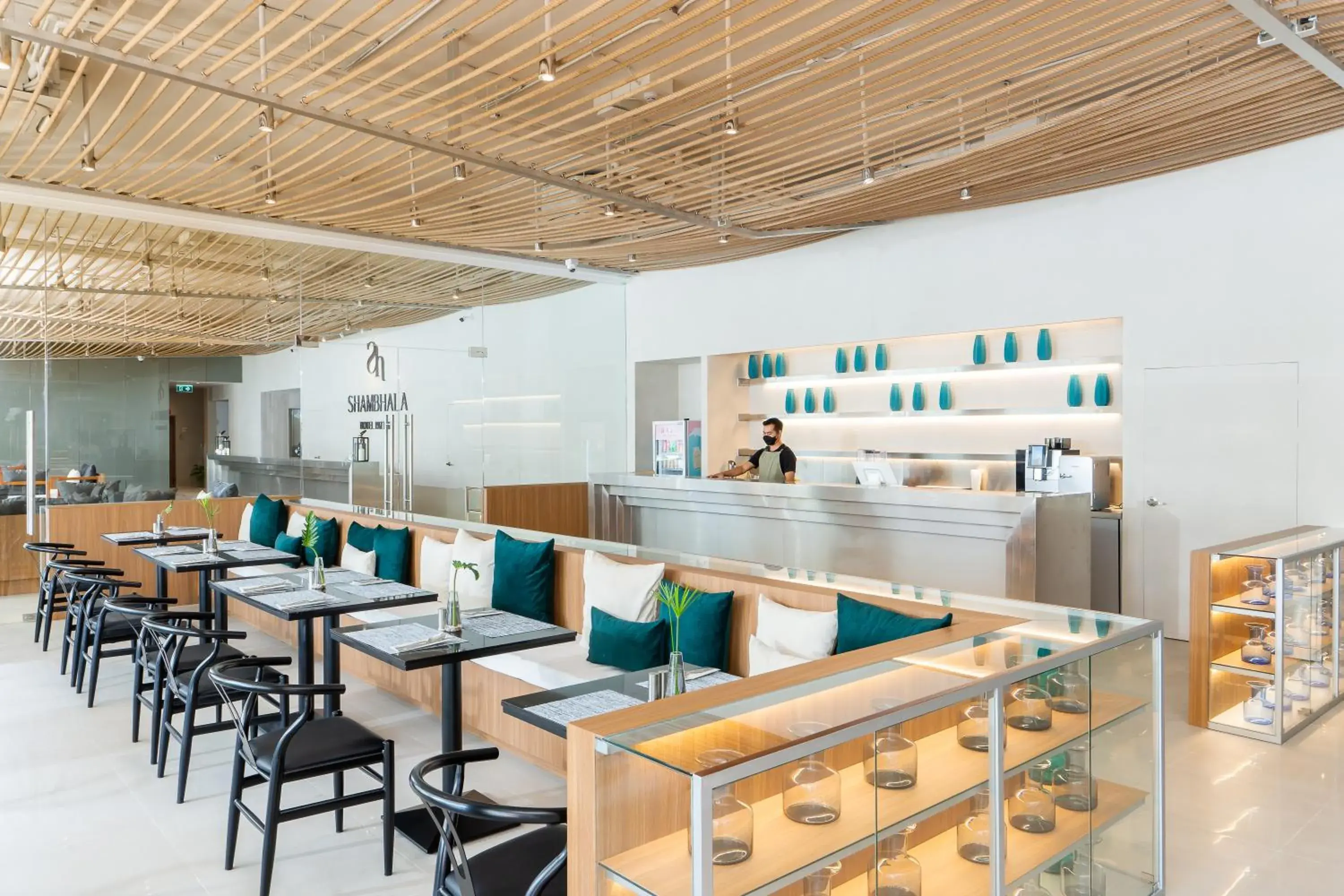 Restaurant/places to eat in Shambhala Hotel Pattaya Restaurant/places to eat in Shambhala Hotel Pattaya