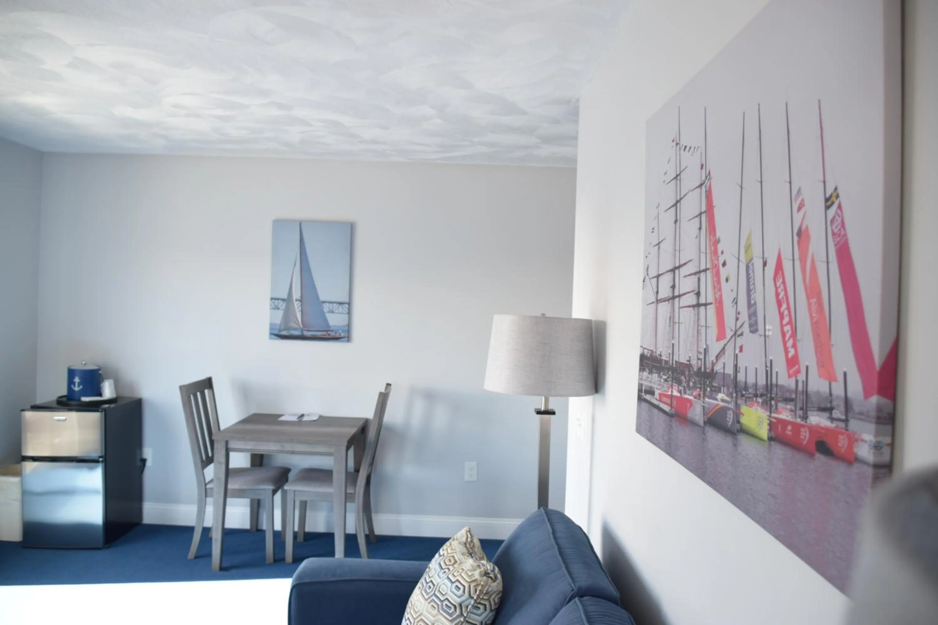 Living room in Rhea's Inn by the Sea