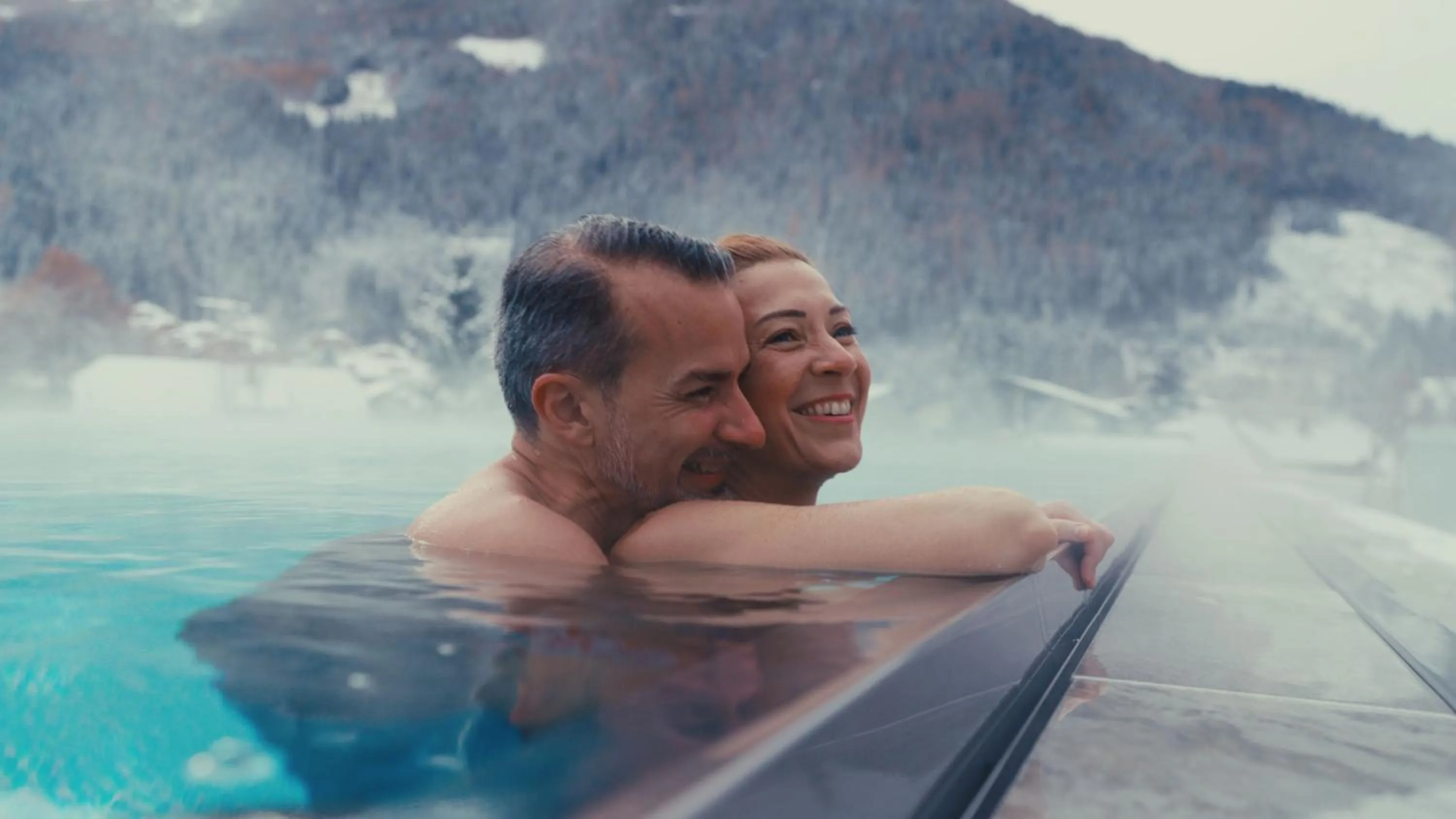 Swimming pool in Thermenwelt Hotel Pulverer