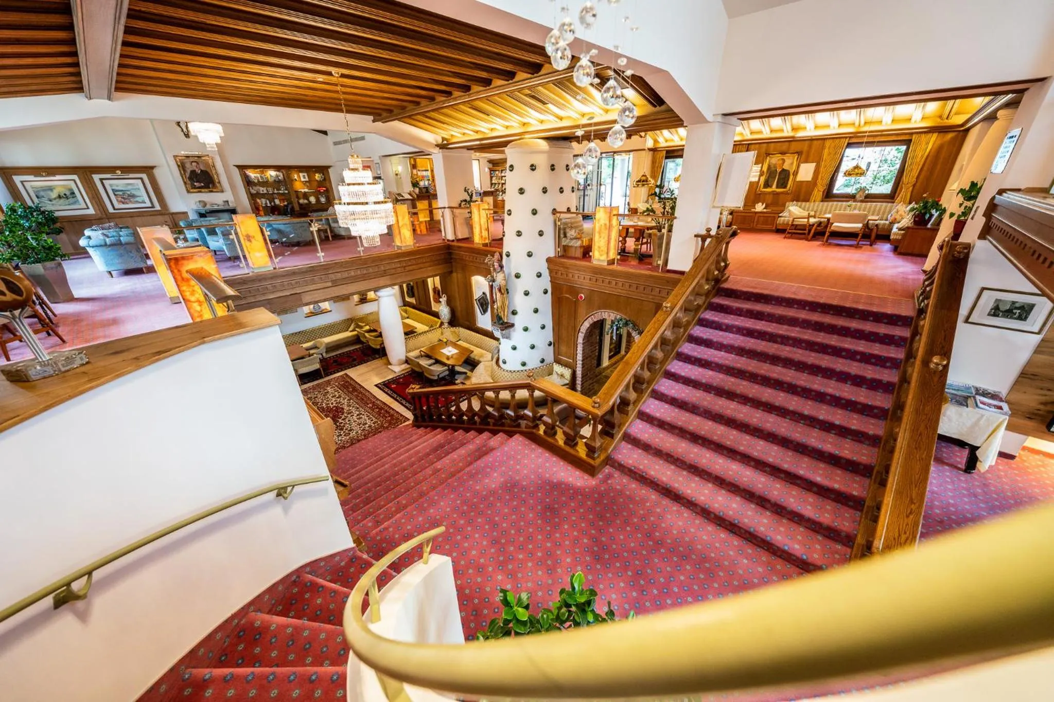 Lobby or reception in Thermenwelt Hotel Pulverer