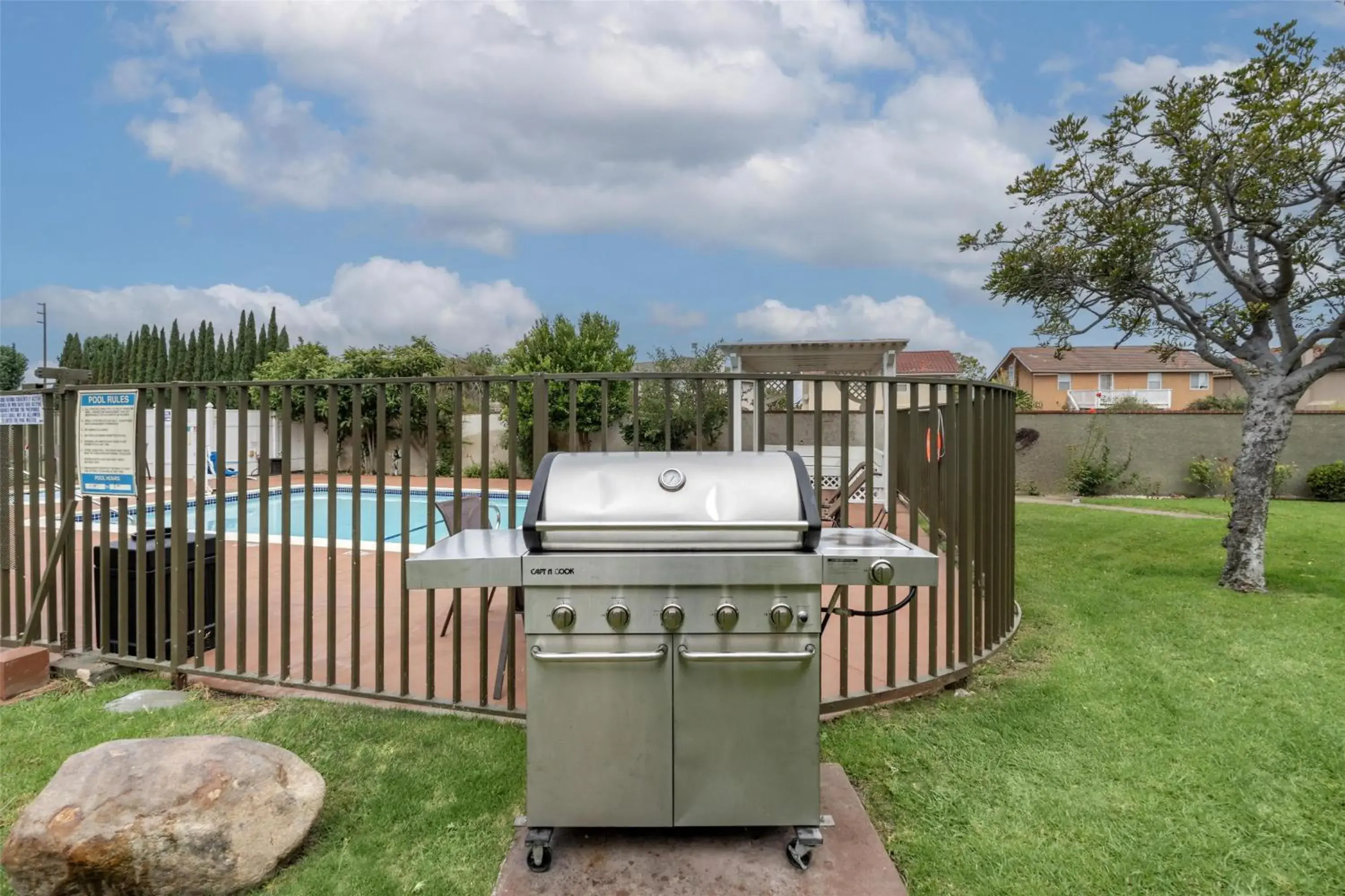 Property building in Best Western Westminster Inn Property building in Best Western Westminster Inn