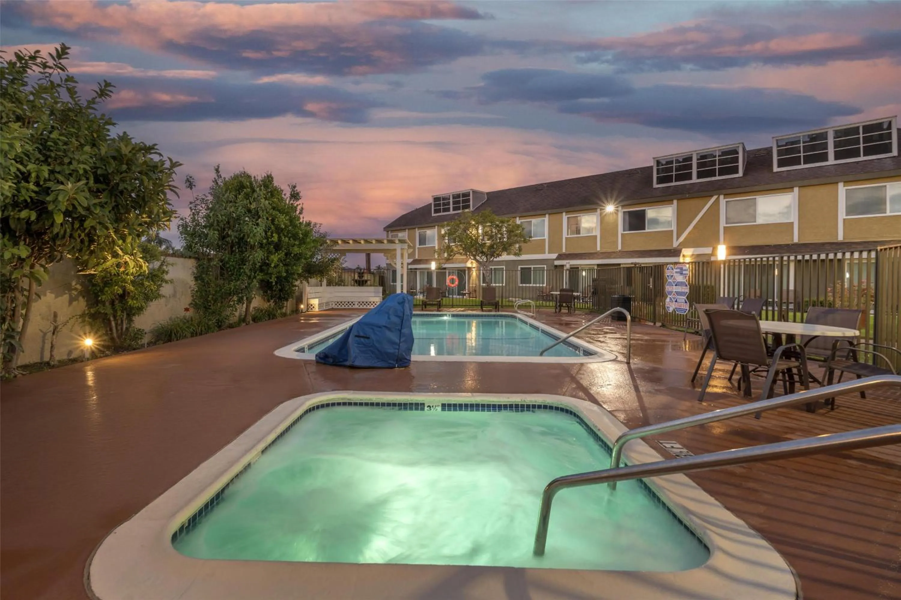 Pool view in Best Western Westminster Inn