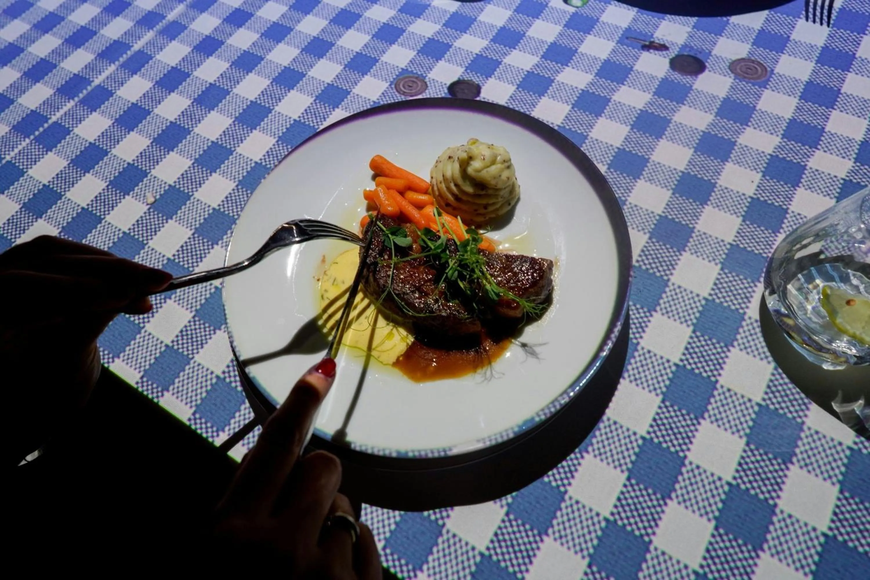 Restaurant/places to eat in The Westin Galleria Dallas