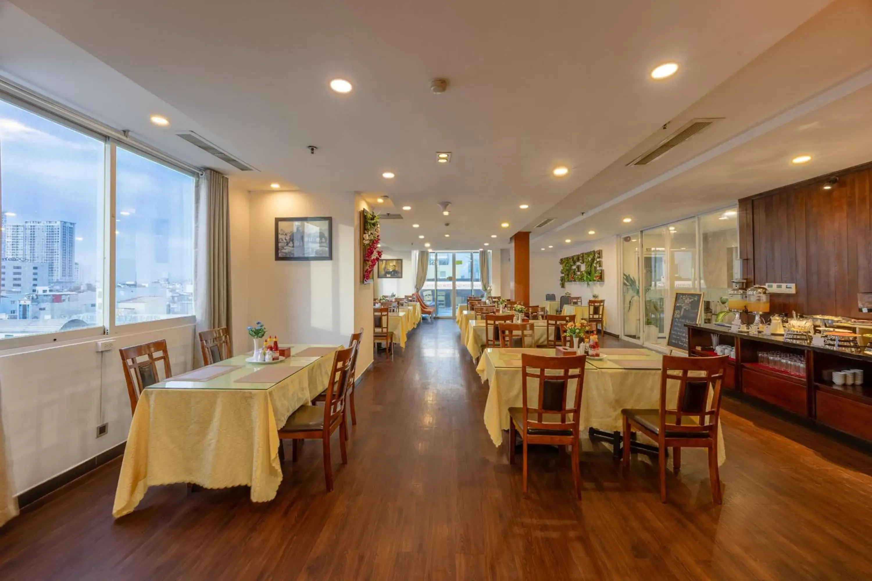 Restaurant/places to eat in A25 Hotel - 29 Lê Thị Hồng Gấm Restaurant/places to eat in A25 Hotel - 29 Lê Thị Hồng Gấm