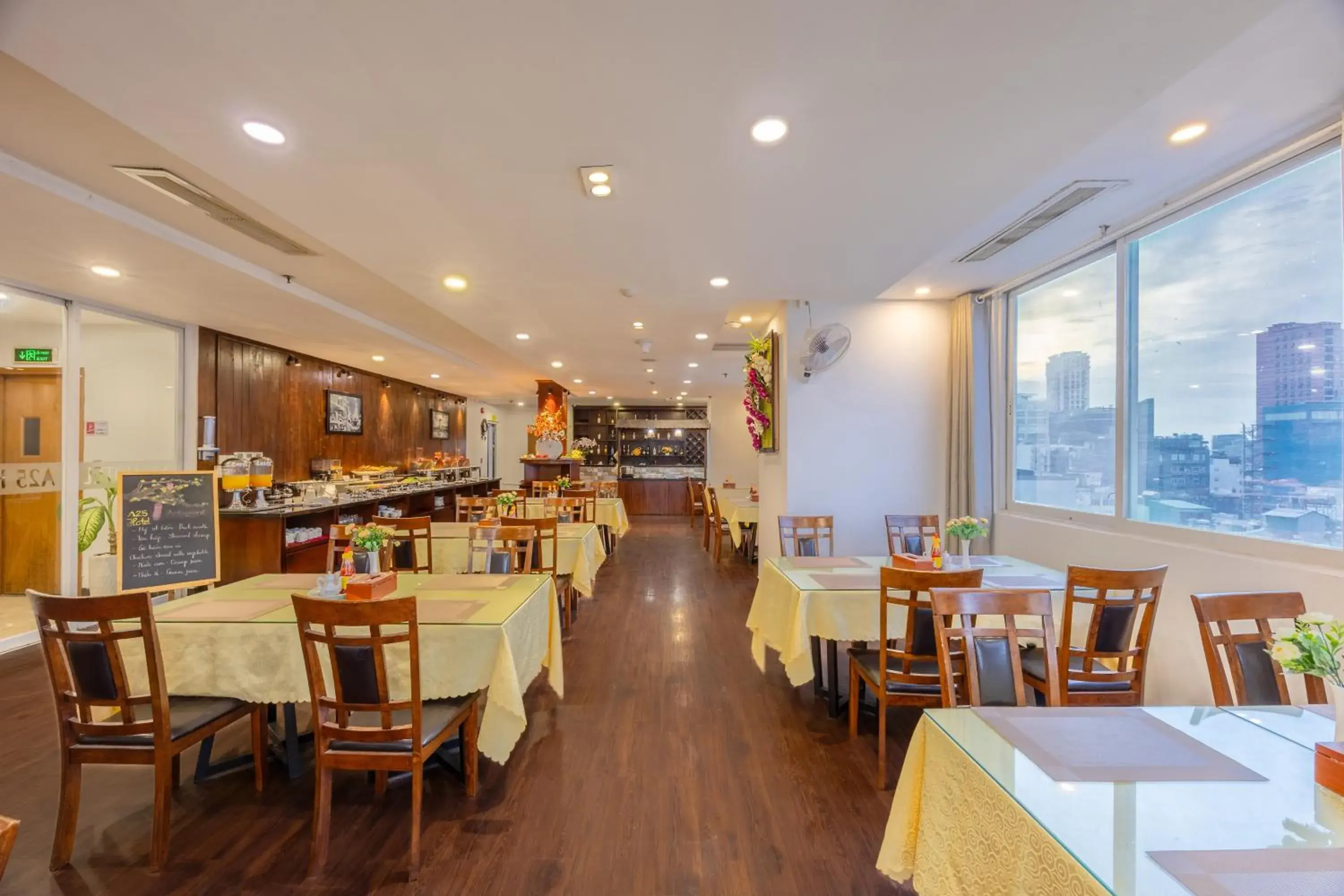 Restaurant/places to eat in A25 Hotel - 29 Lê Thị Hồng Gấm Restaurant/places to eat in A25 Hotel - 29 Lê Thị Hồng Gấm