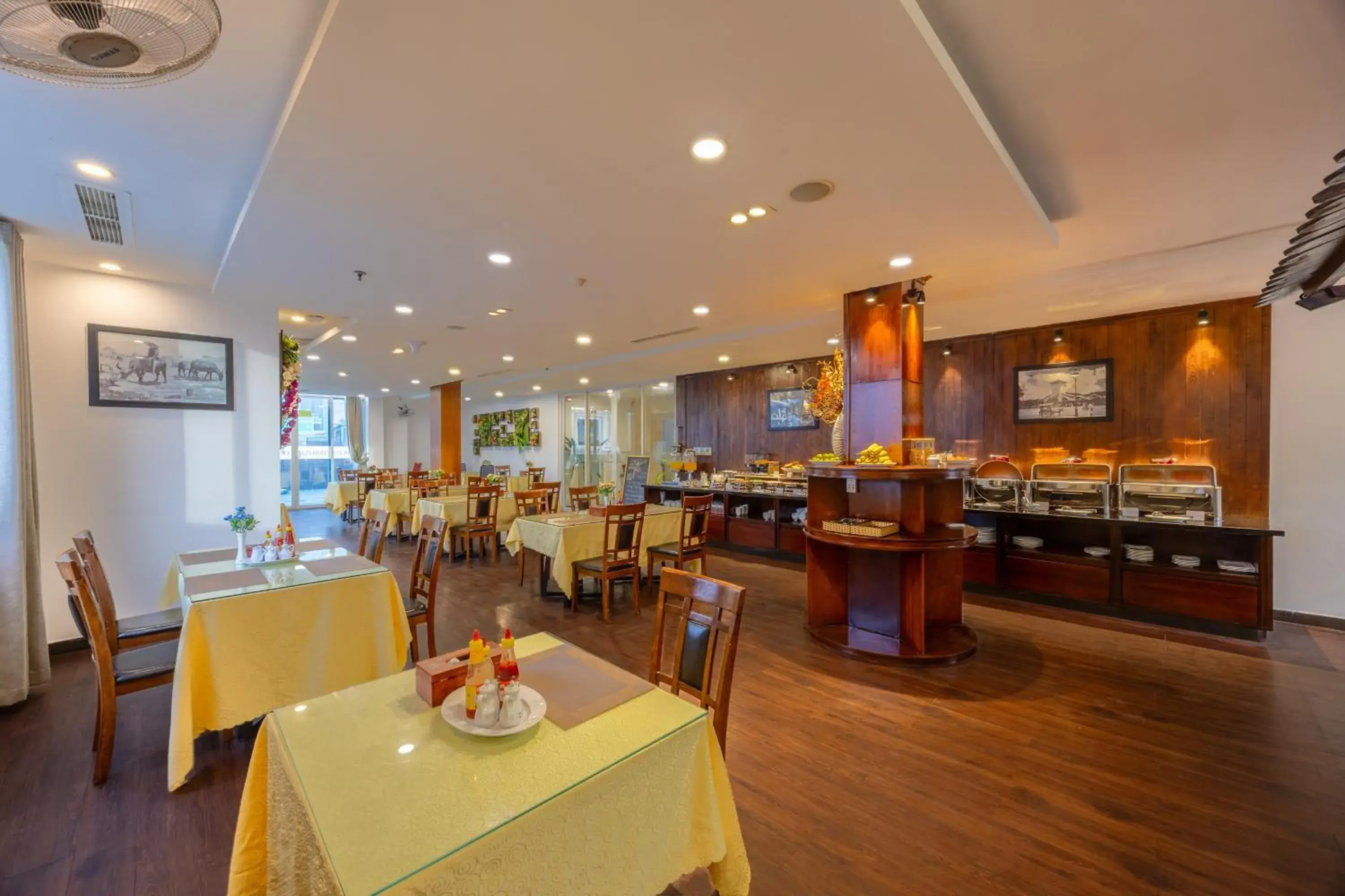 Restaurant/places to eat in A25 Hotel - 29 Lê Thị Hồng Gấm Restaurant/places to eat in A25 Hotel - 29 Lê Thị Hồng Gấm