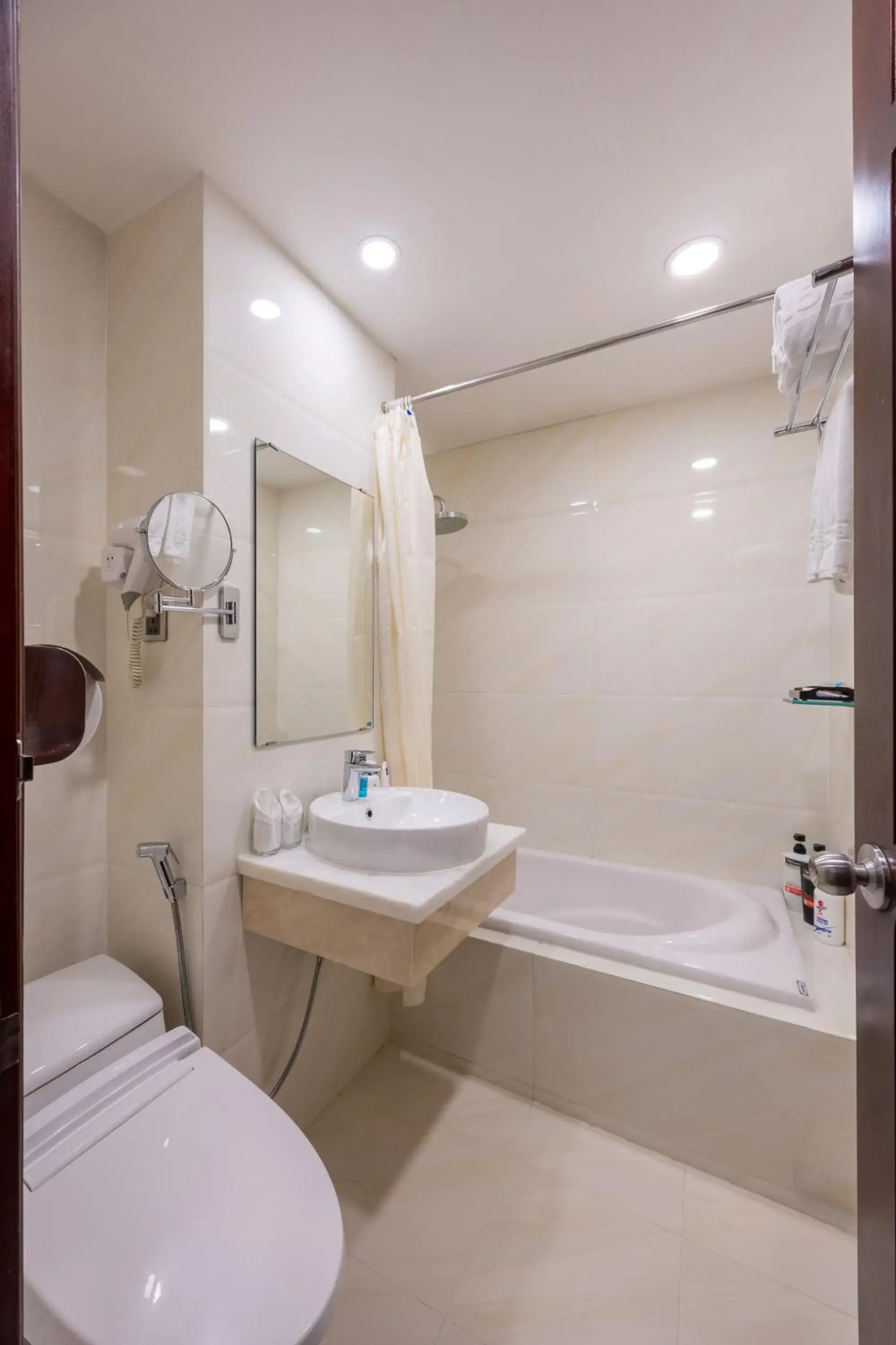 Bathroom in A25 Hotel - 29 Lê Thị Hồng Gấm Bathroom in A25 Hotel - 29 Lê Thị Hồng Gấm