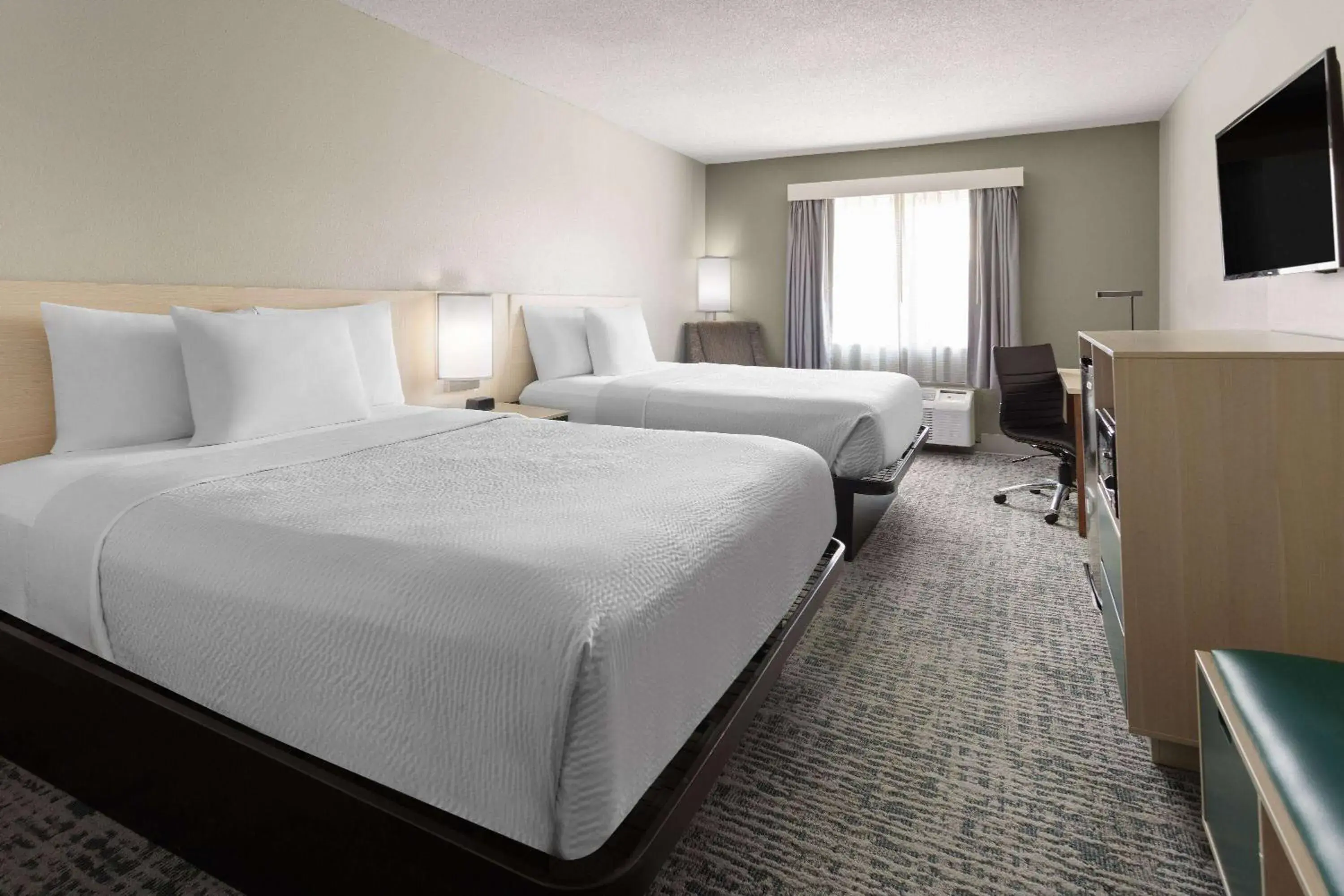 Photo of the whole room, Bed in Baymont by Wyndham LaGrange Photo of the whole room, Bed in Baymont by Wyndham LaGrange
